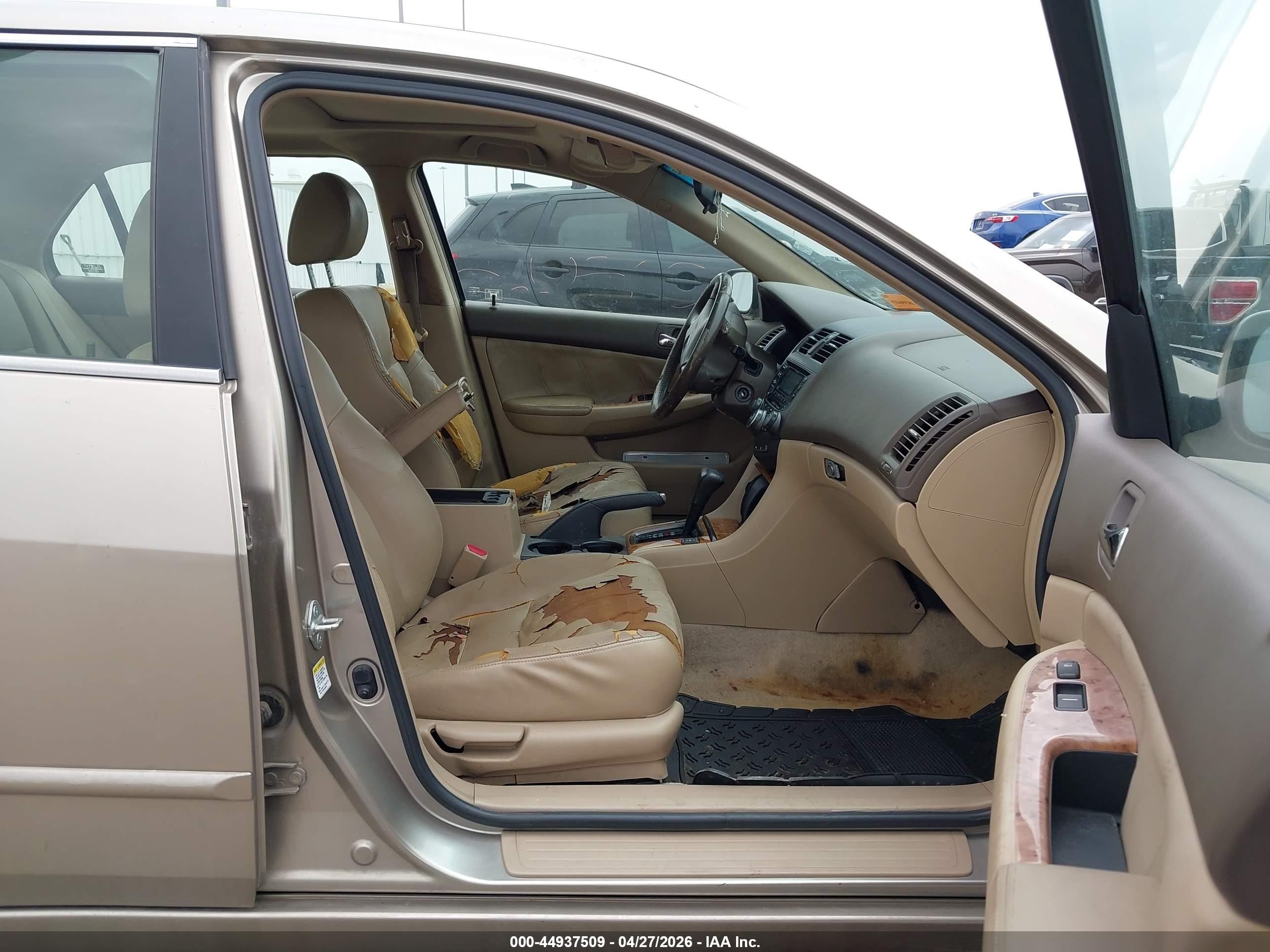 2004 Honda Accord 2.4 Ex Gold vin: JHMCM56844C001201