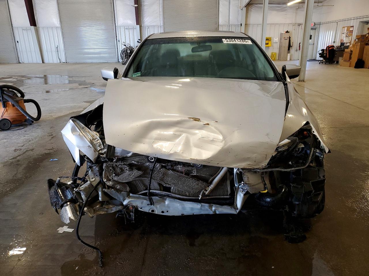 2004 Honda Accord Ex Silver vin: JHMCM56864C022003