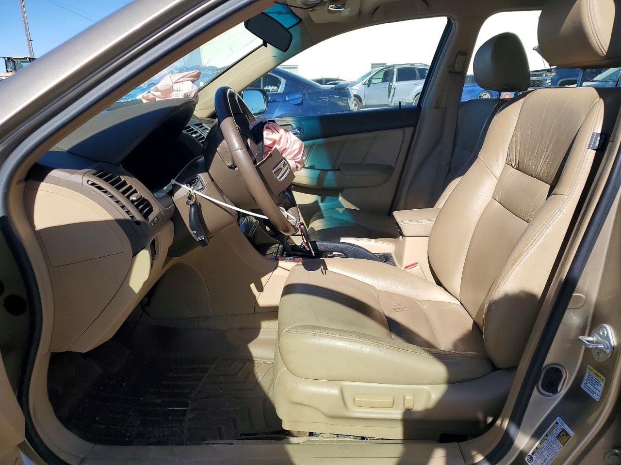 2006 Honda Accord Ex Beige vin: JHMCM56866C010789