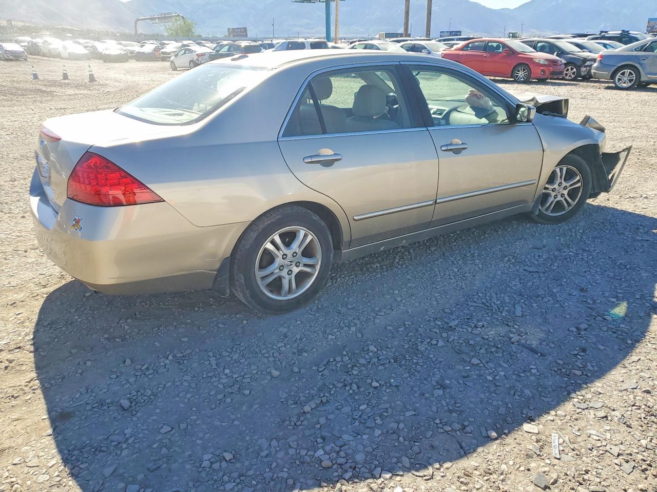 2006 Honda Accord Ex Beige vin: JHMCM56866C010789
