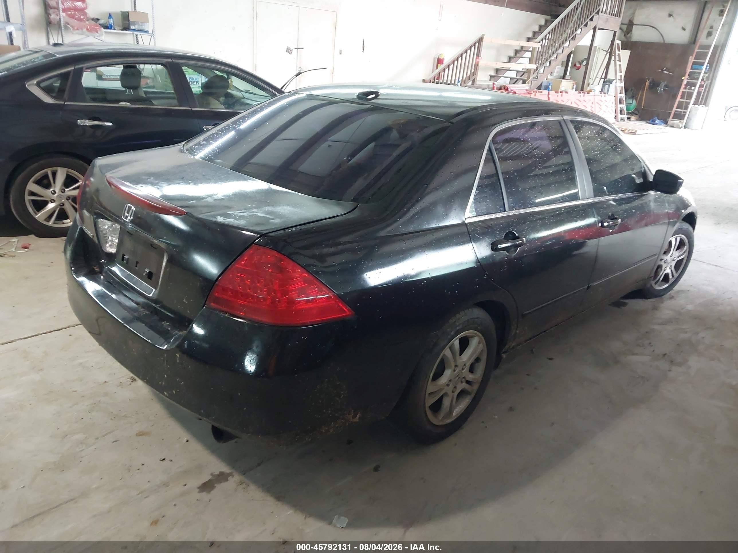 2007 Honda Accord 2.4 Ex Black vin: JHMCM56867C000054
