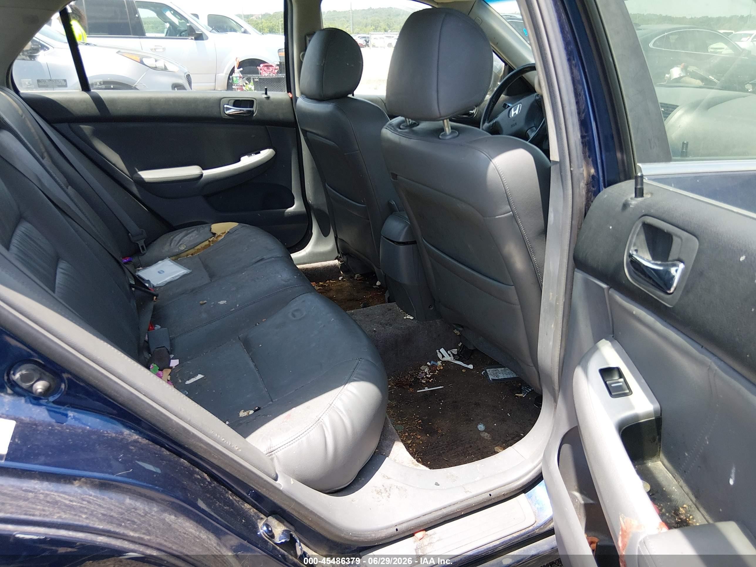 2004 Honda Accord 2.4 Ex Blue vin: JHMCM56874C001211