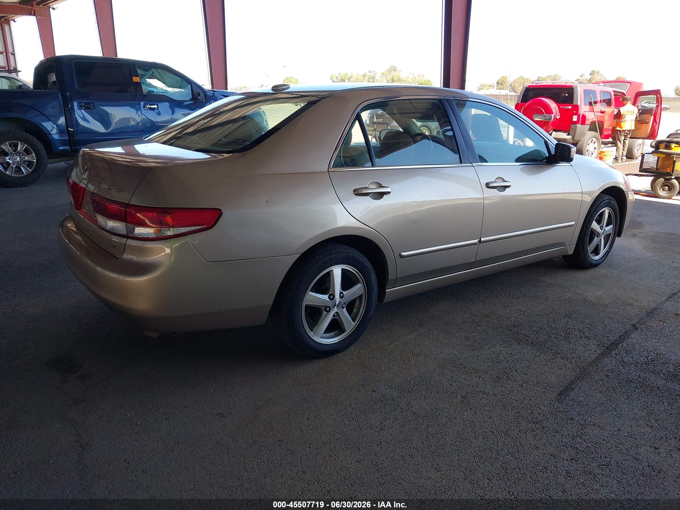 2004 Honda Accord 2.4 Ex Gold vin: JHMCM56874C026738