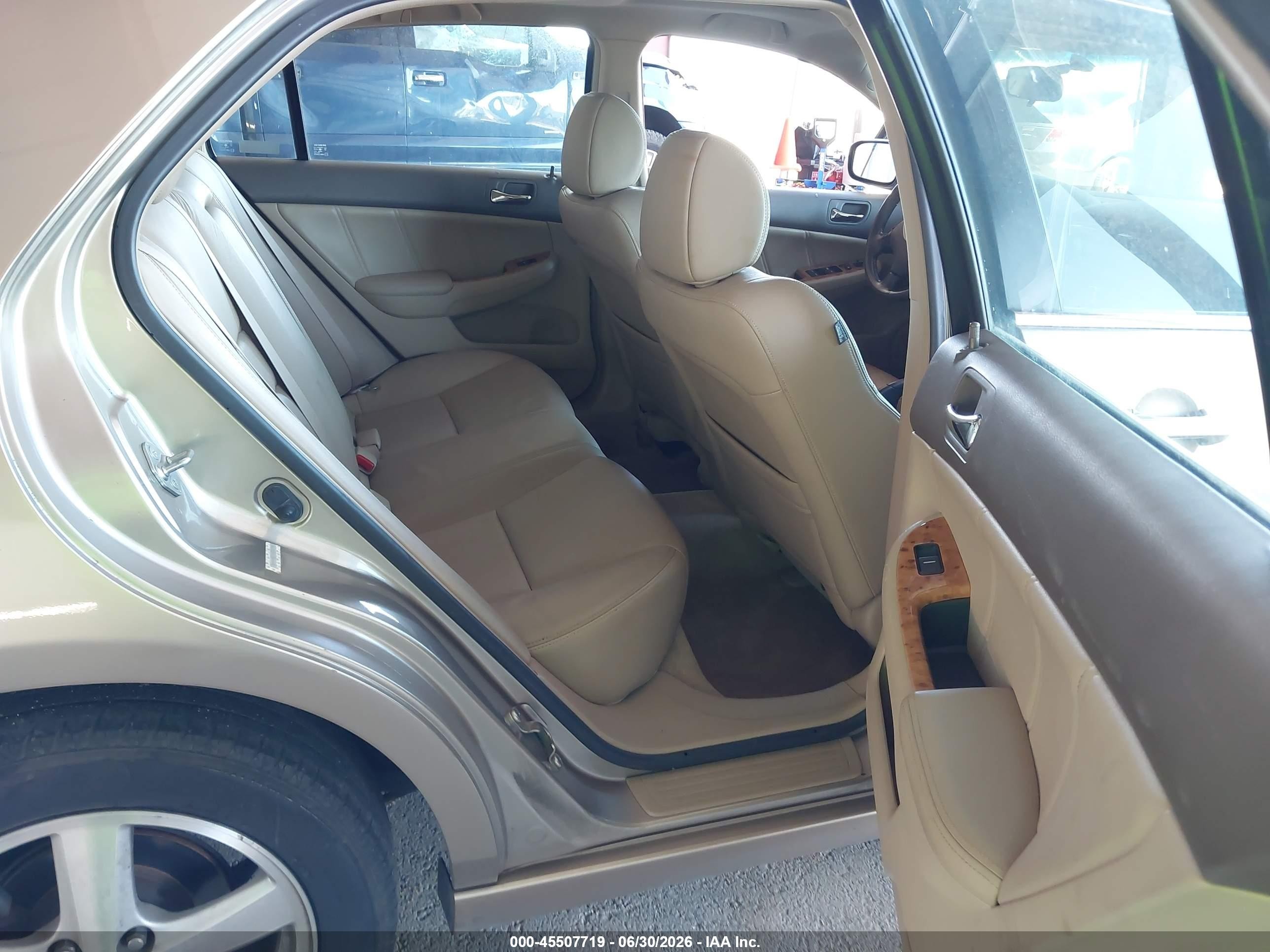 2004 Honda Accord 2.4 Ex Gold vin: JHMCM56874C026738