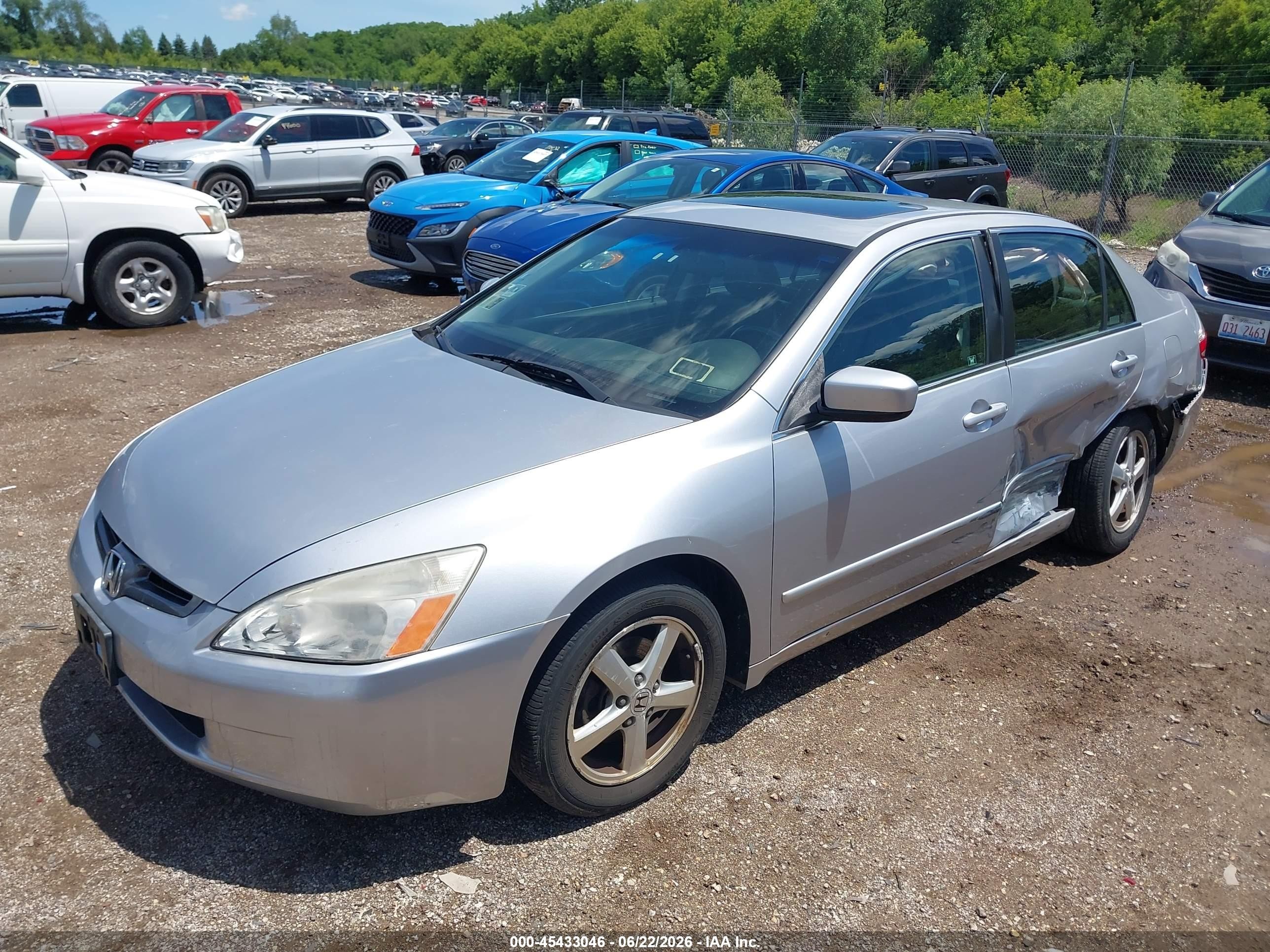 2004 Honda Accord 2.4 Ex Серебряный vin: JHMCM56874C029106