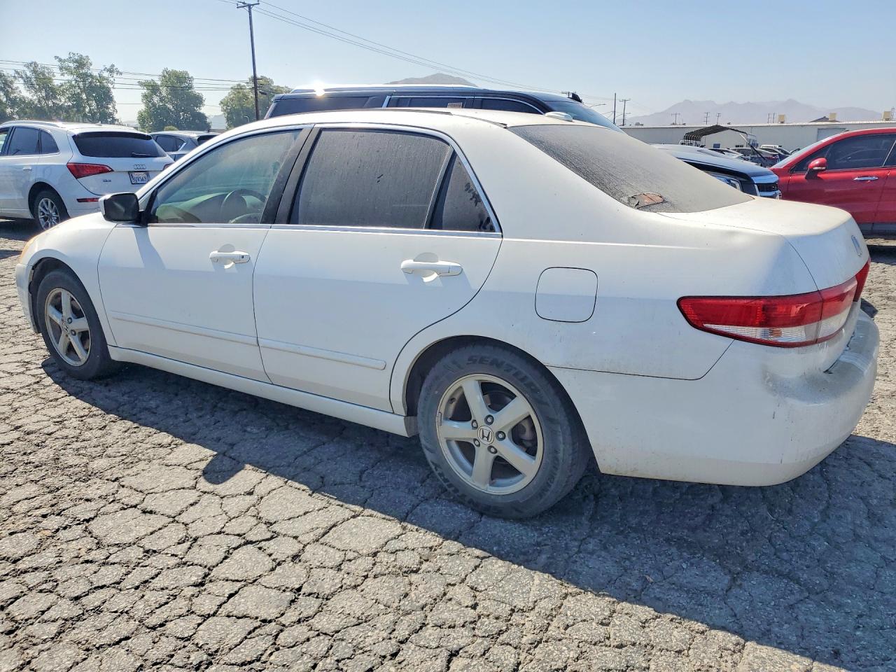 2004 Honda Accord Ex White vin: JHMCM56874C033365