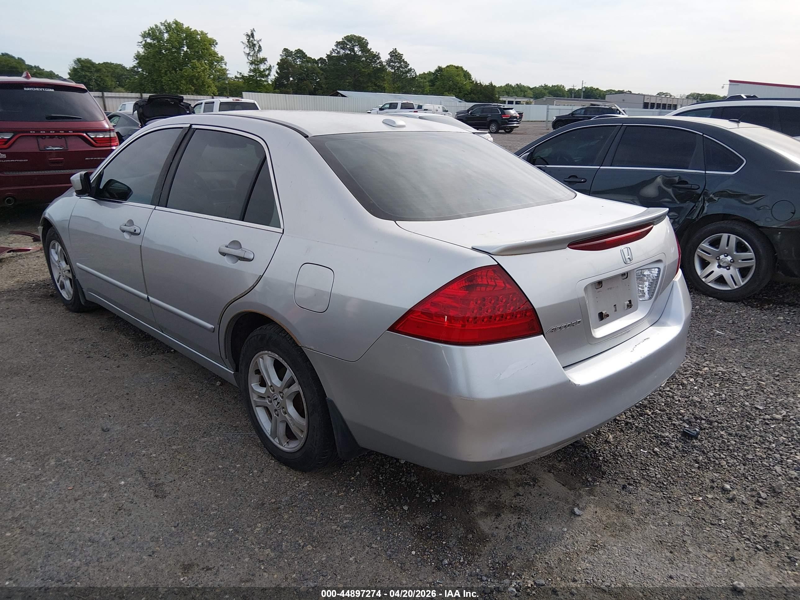 2007 Honda Accord 2.4 Ex Silver vin: JHMCM56877C000953