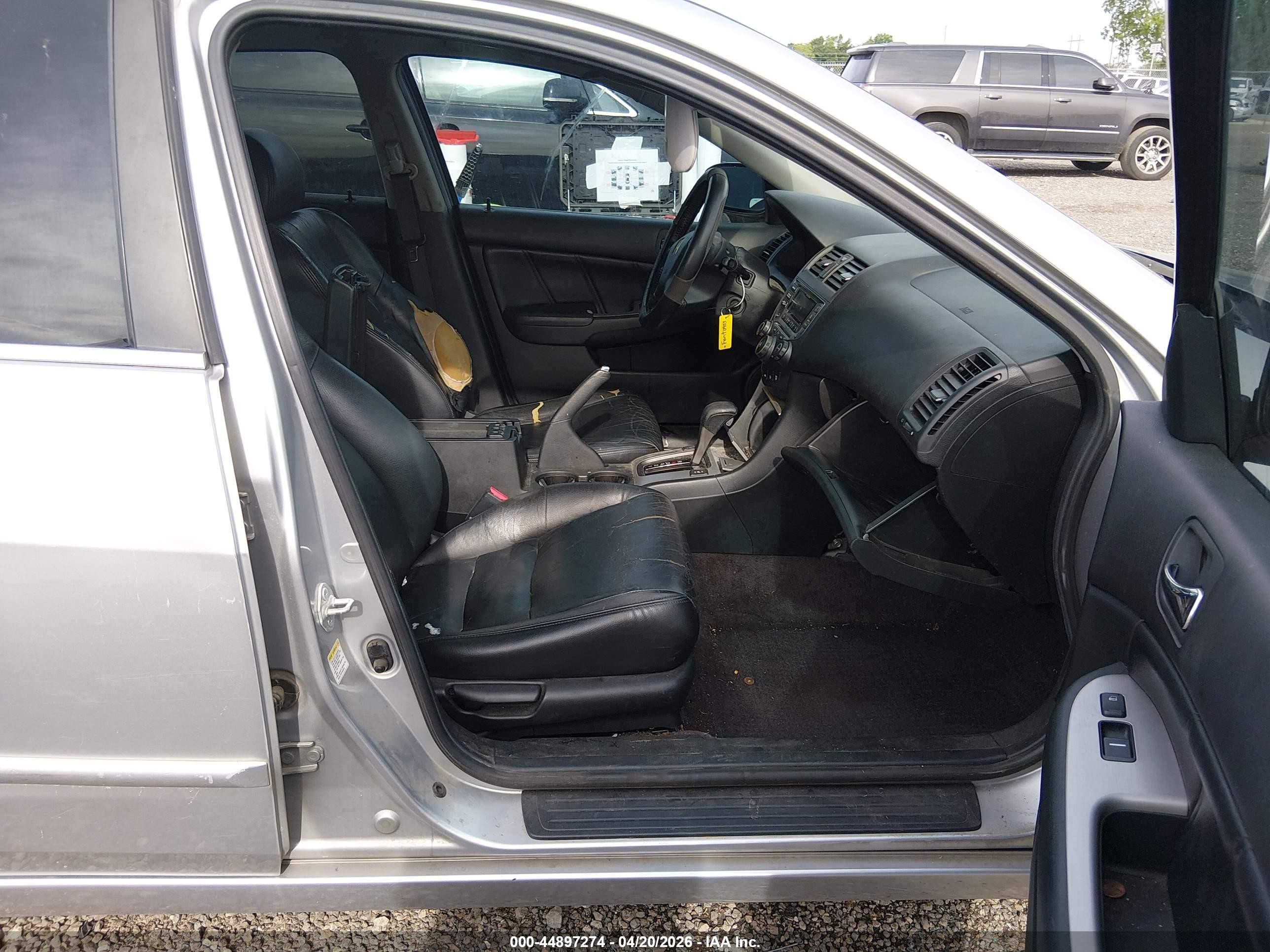 2007 Honda Accord 2.4 Ex Silver vin: JHMCM56877C000953