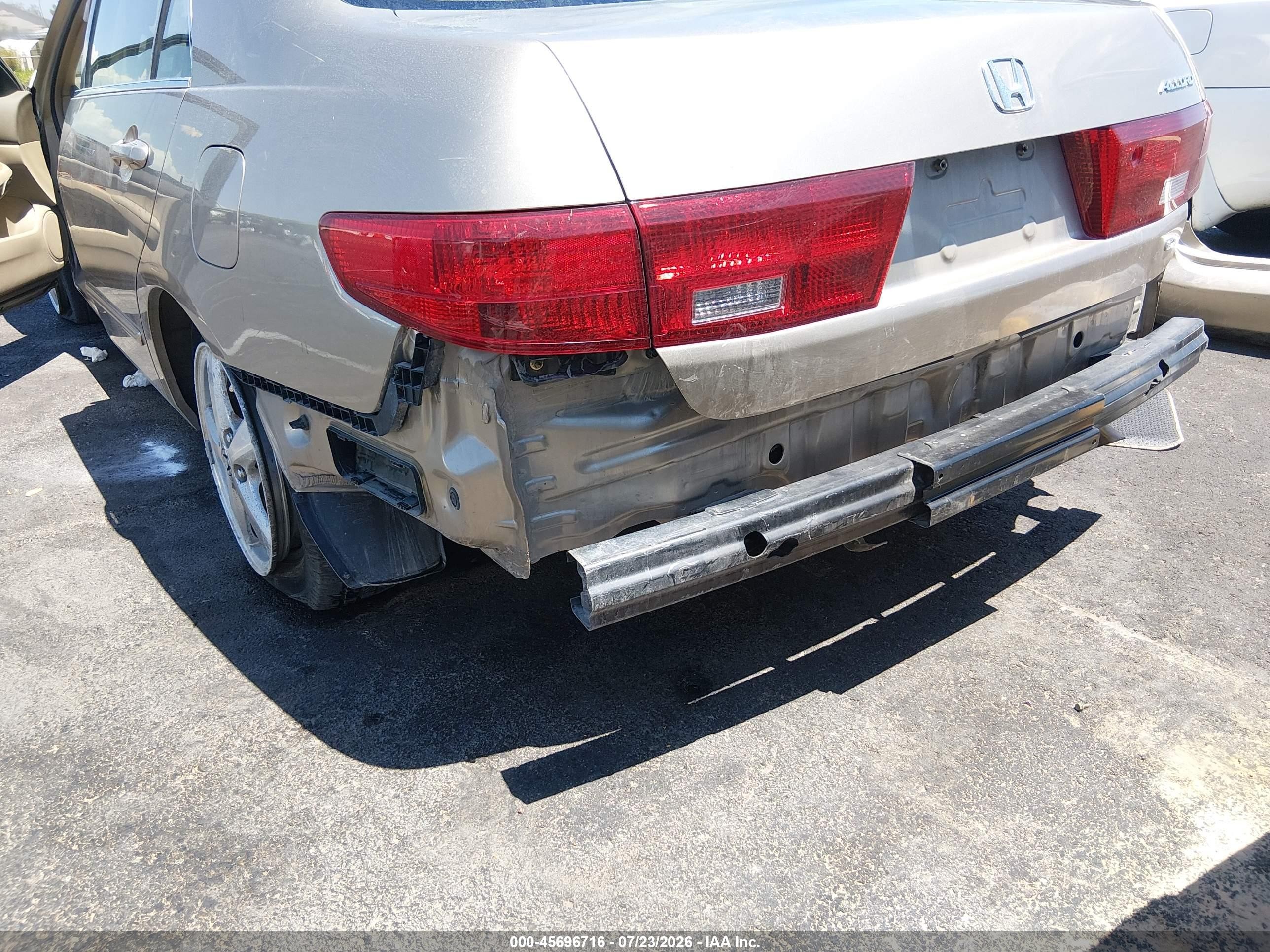2005 Honda Accord 2.4 Ex Beige vin: JHMCM56895C004466