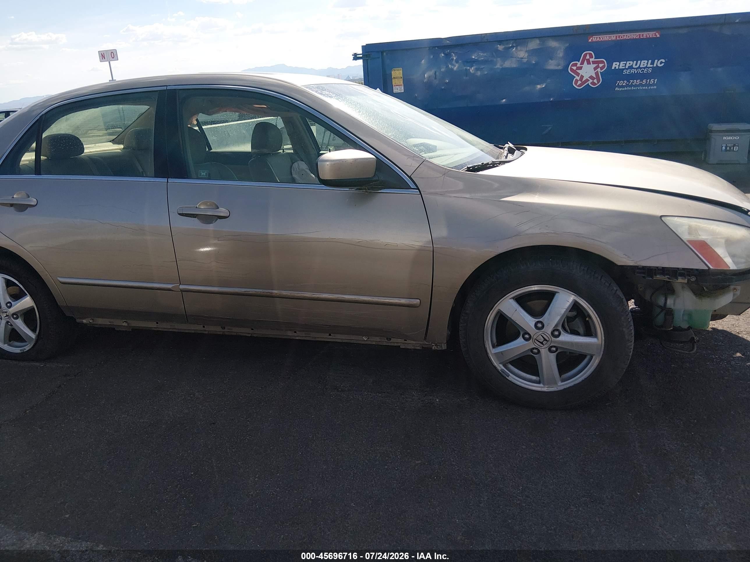 2005 Honda Accord 2.4 Ex Beige vin: JHMCM56895C004466