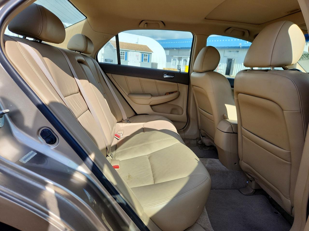 2005 Honda Accord Ex Gold vin: JHMCM56895C005083