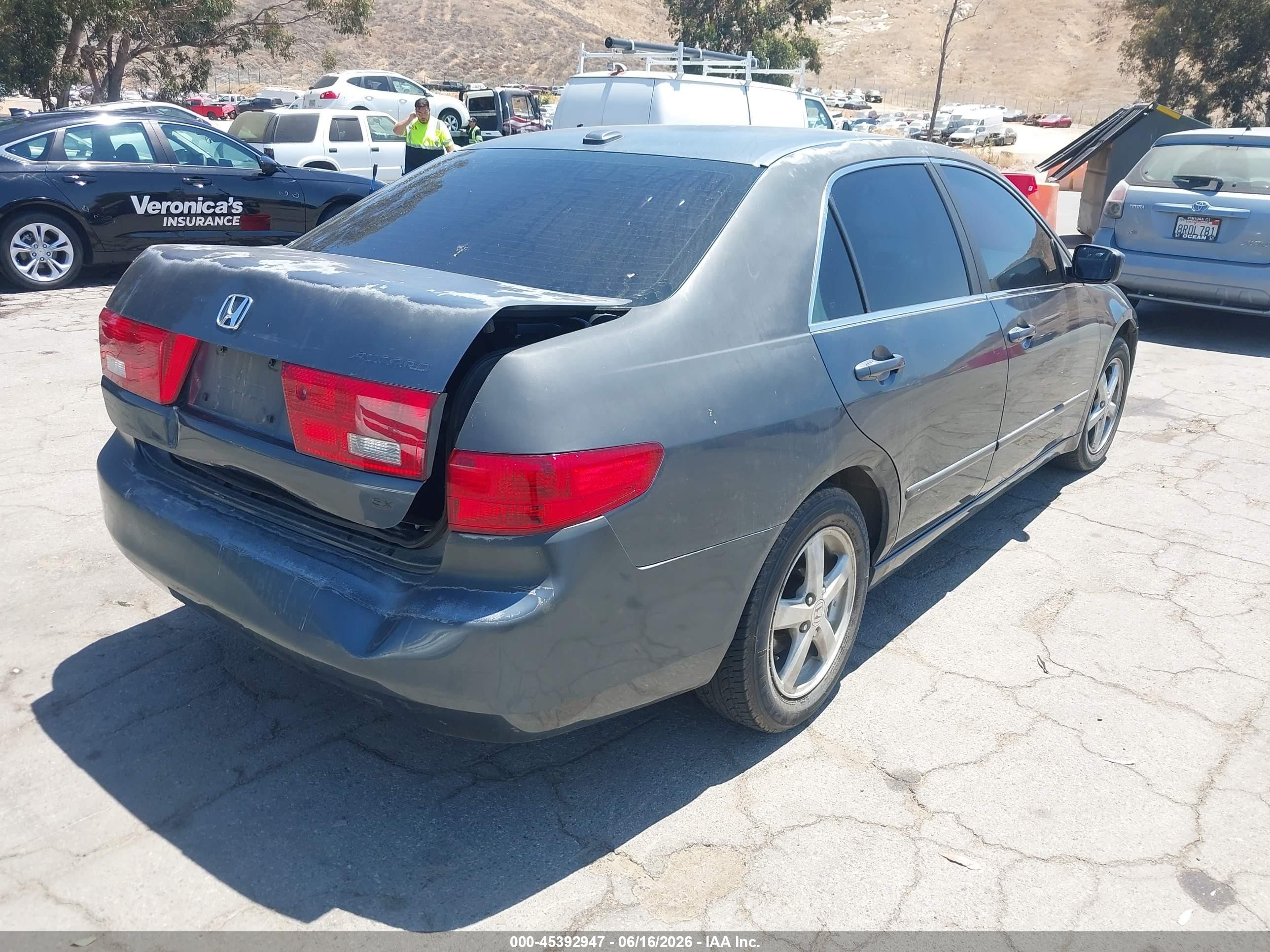 2005 Honda Accord 2.4 Ex Серый vin: JHMCM568X5C004296