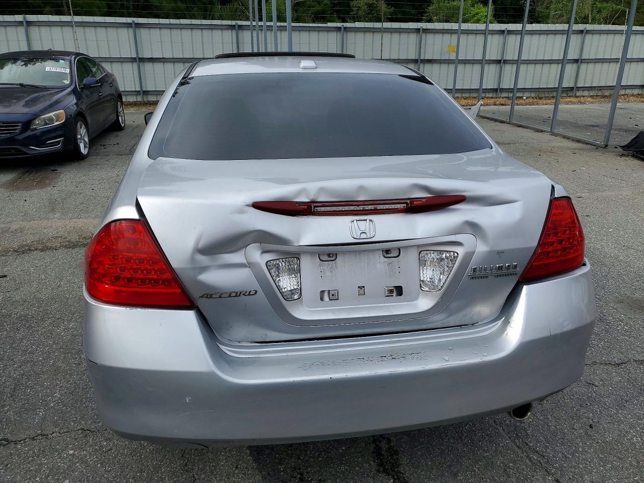 2006 Honda Accord Ex Silver vin: JHMCM568X6C005174
