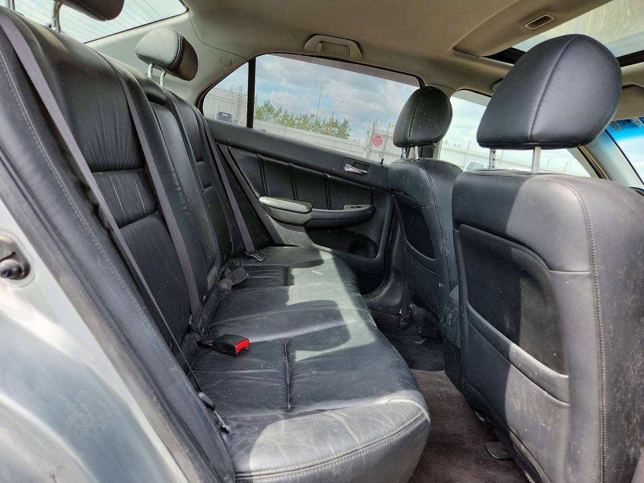 2007 Honda Accord Hybrid Silver vin: JHMCN36417C800131