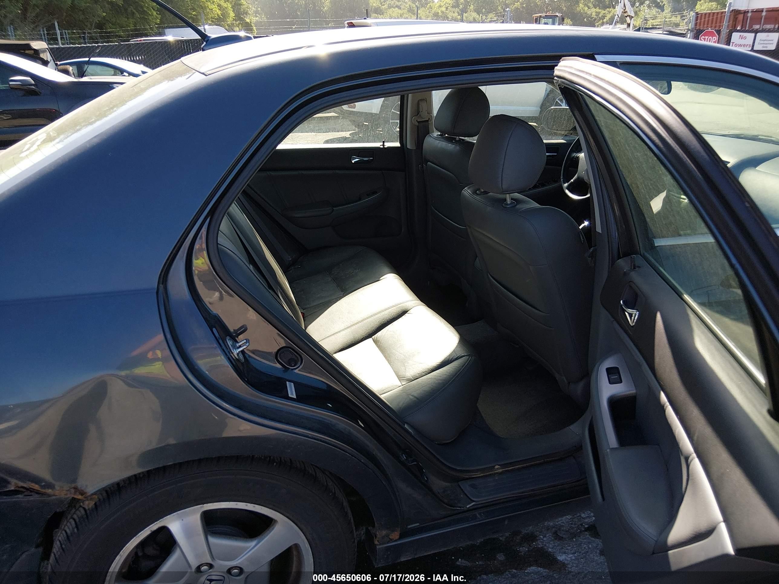 2006 Honda Accord Hybrid   Gray vin: JHMCN36436C001224