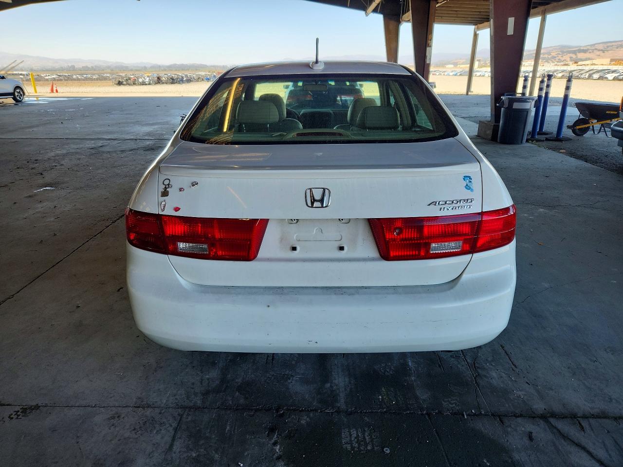 2005 Honda Accord Hybrid White vin: JHMCN36455C003703