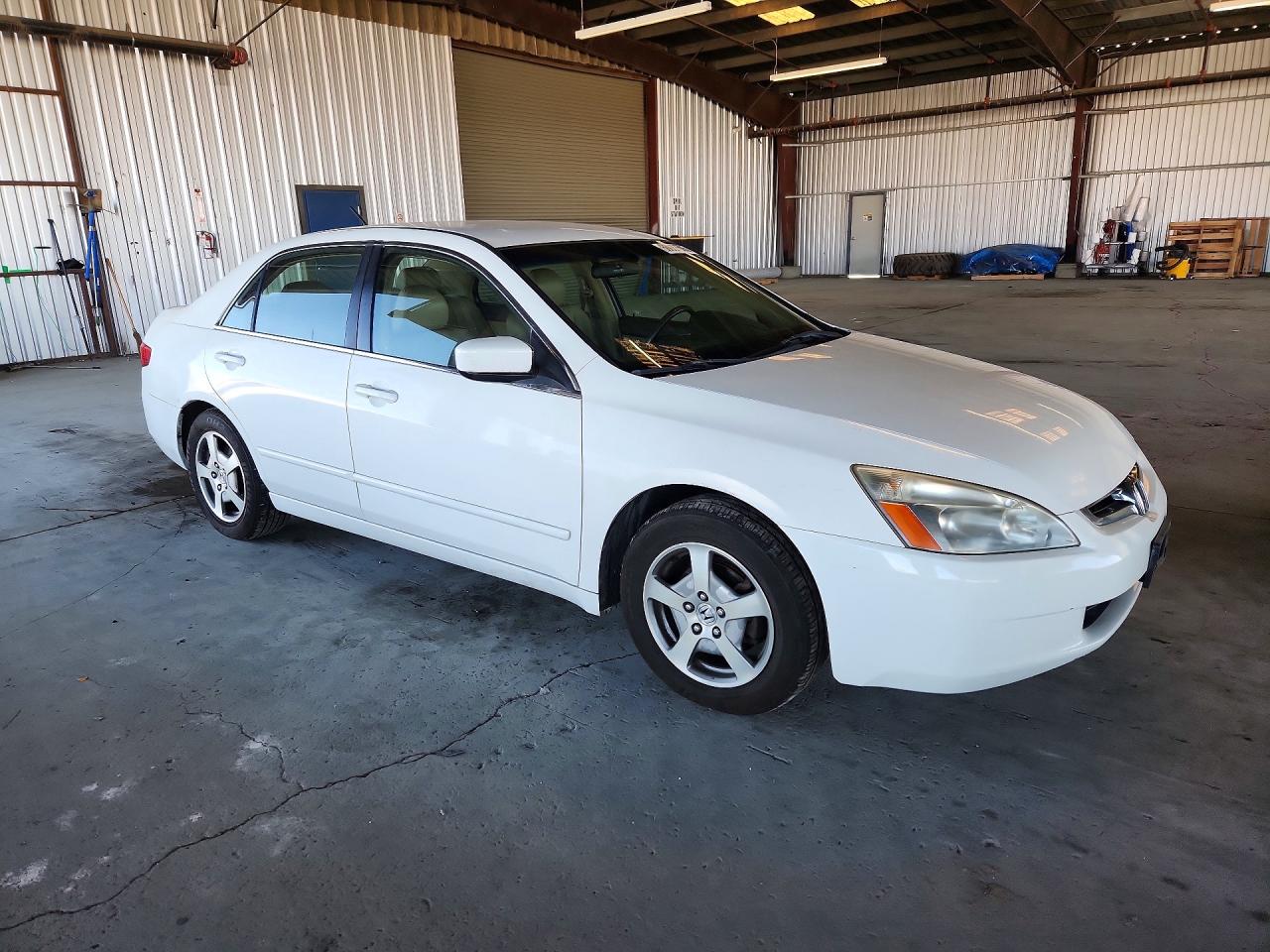 2005 Honda Accord Hybrid White vin: JHMCN36455C003703