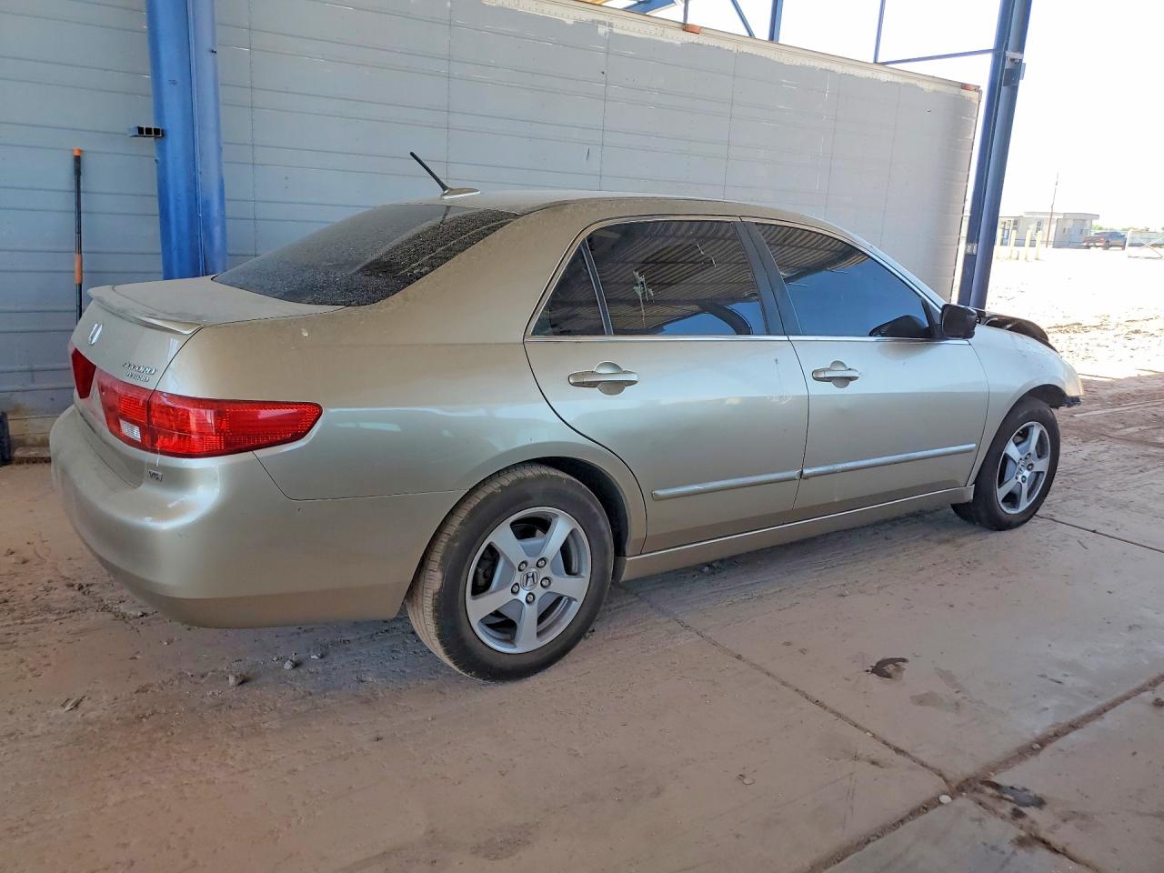 2005 Honda Accord Hybrid Beige vin: JHMCN36455C014829