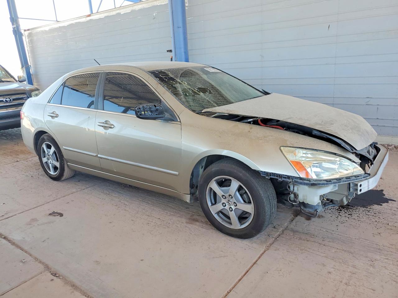 2005 Honda Accord Hybrid Beige vin: JHMCN36455C014829