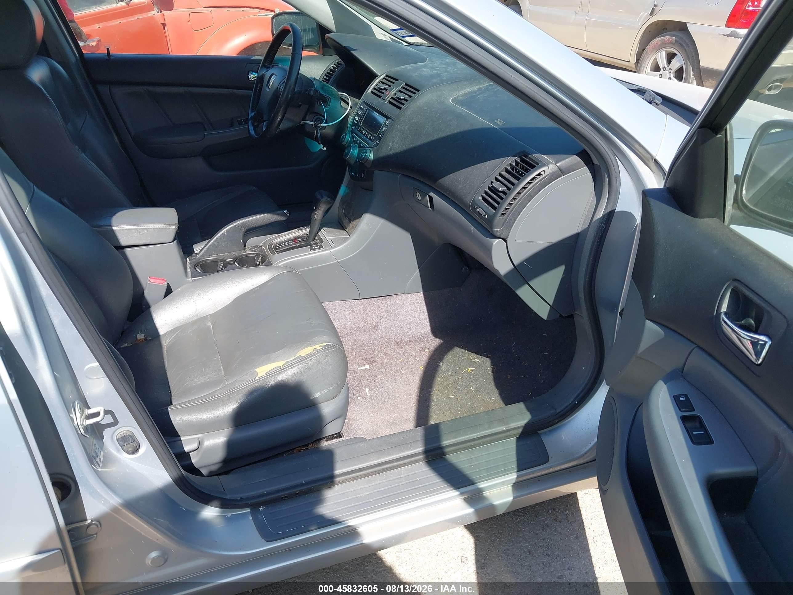 2005 Honda Accord Hybrid Ima Silver vin: JHMCN36465C000485