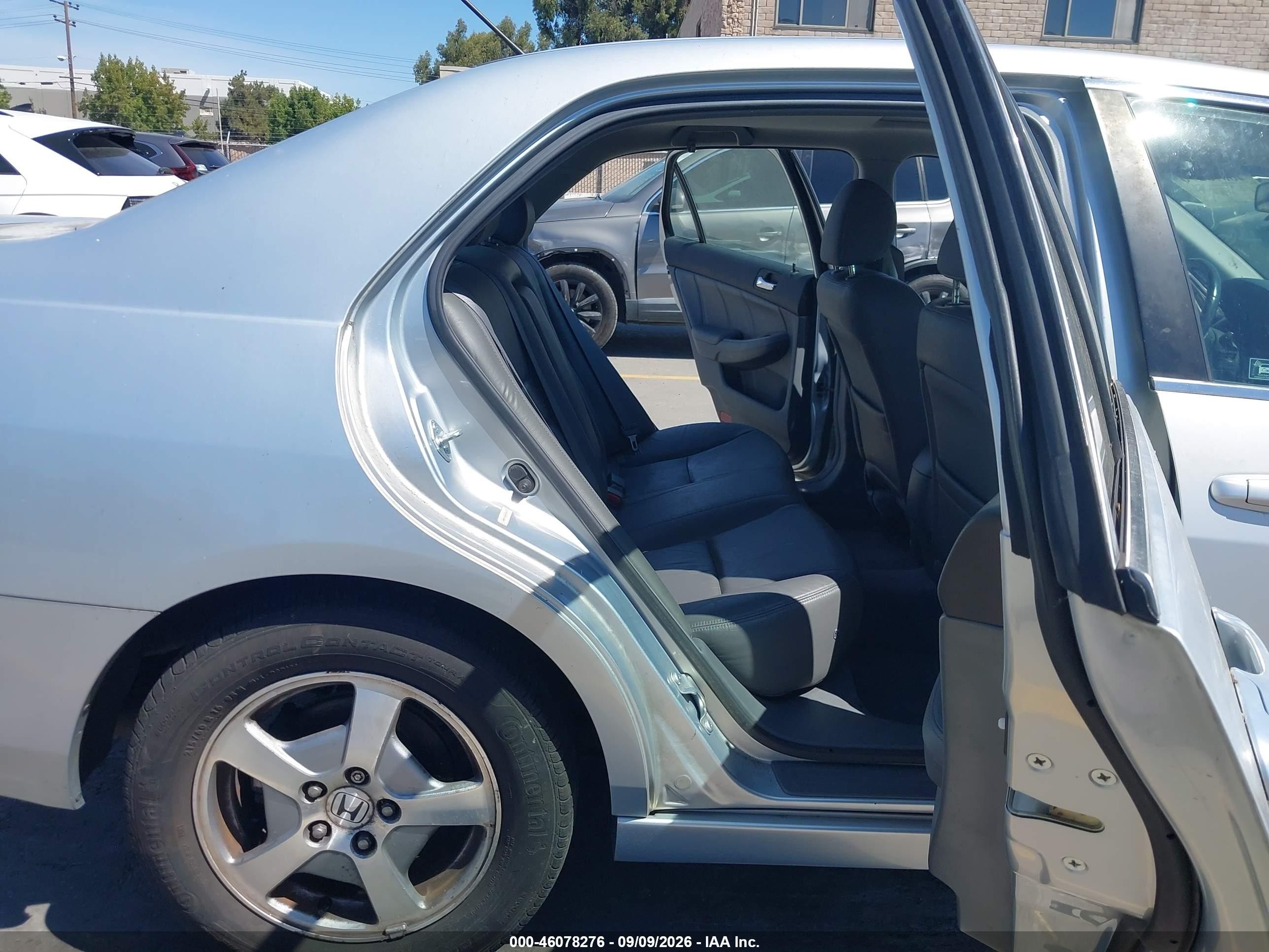 2006 Honda Accord Hybrid   Gray vin: JHMCN36466C004036