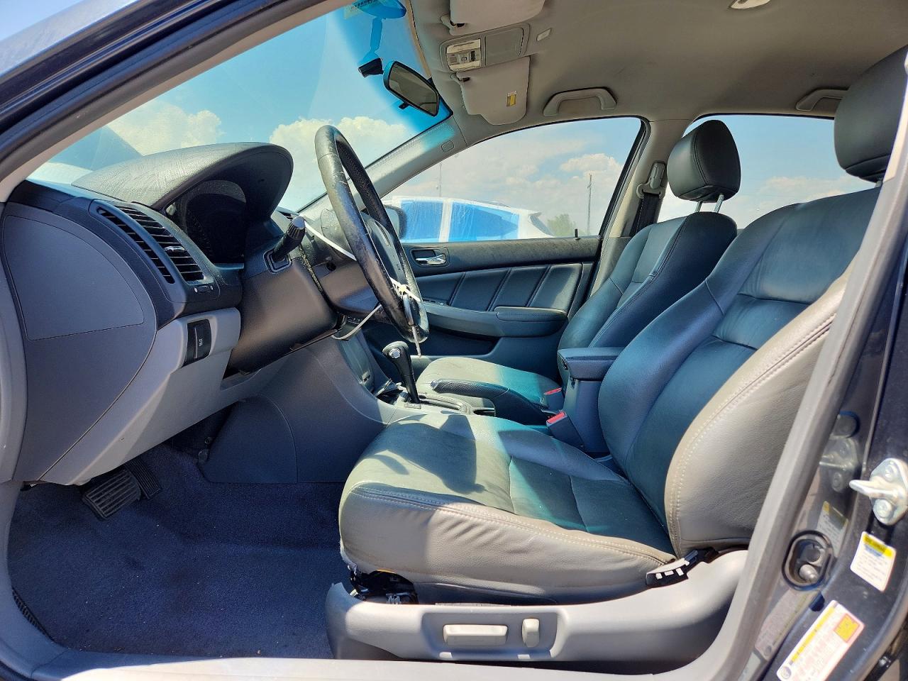 2005 Honda Accord Hybrid Blue vin: JHMCN36475C011964