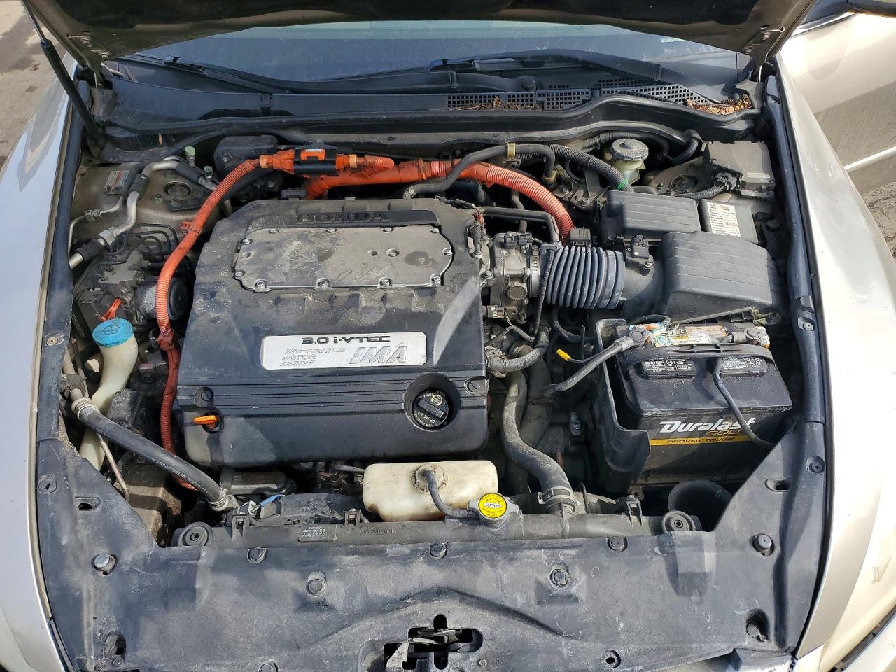 2005 Honda Accord Hybrid Gold vin: JHMCN36475C018901