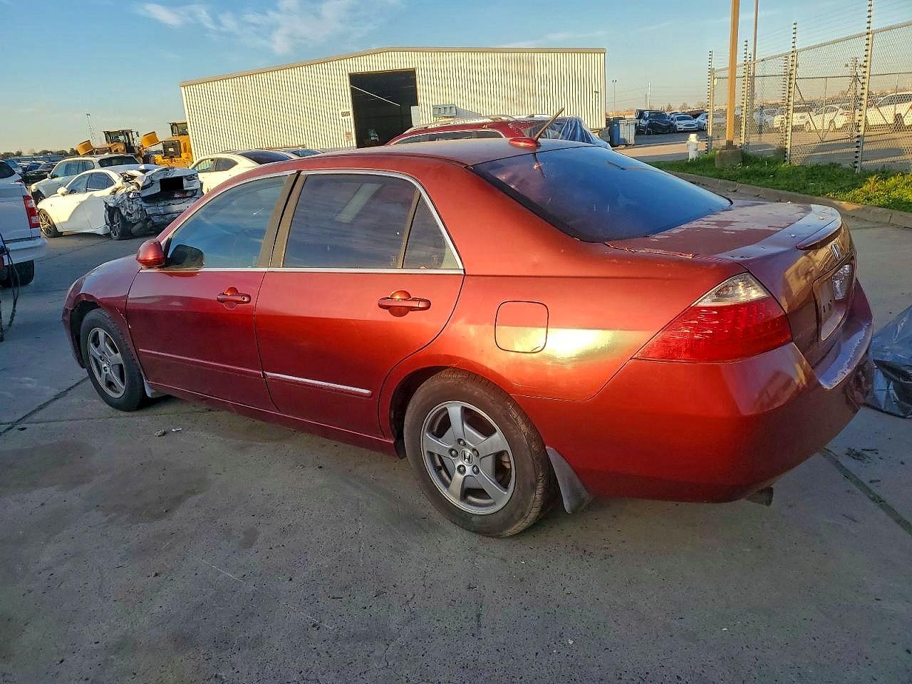 2007 Honda Accord Hybrid Red vin: JHMCN36477C002958