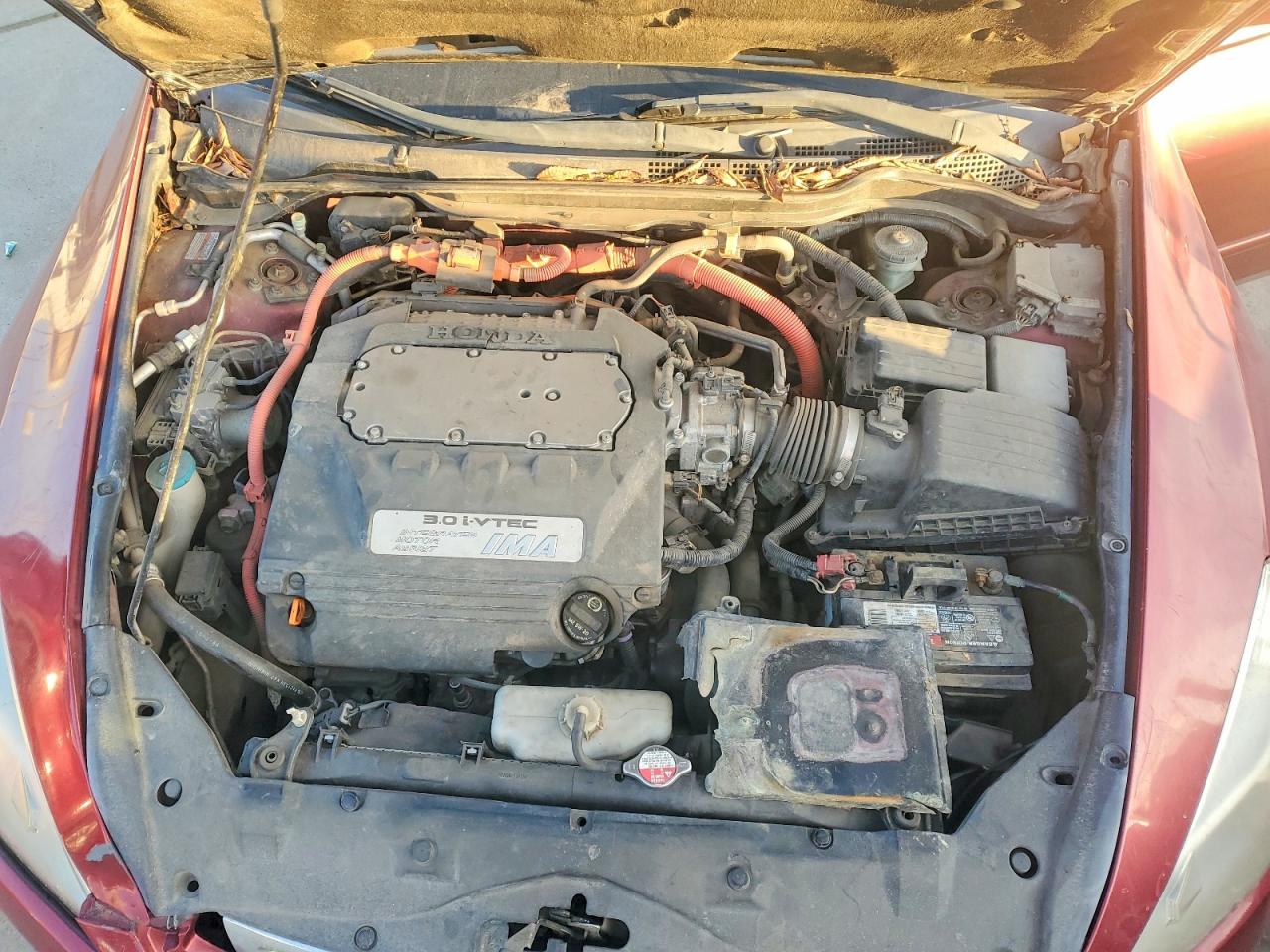 2007 Honda Accord Hybrid Red vin: JHMCN36477C002958
