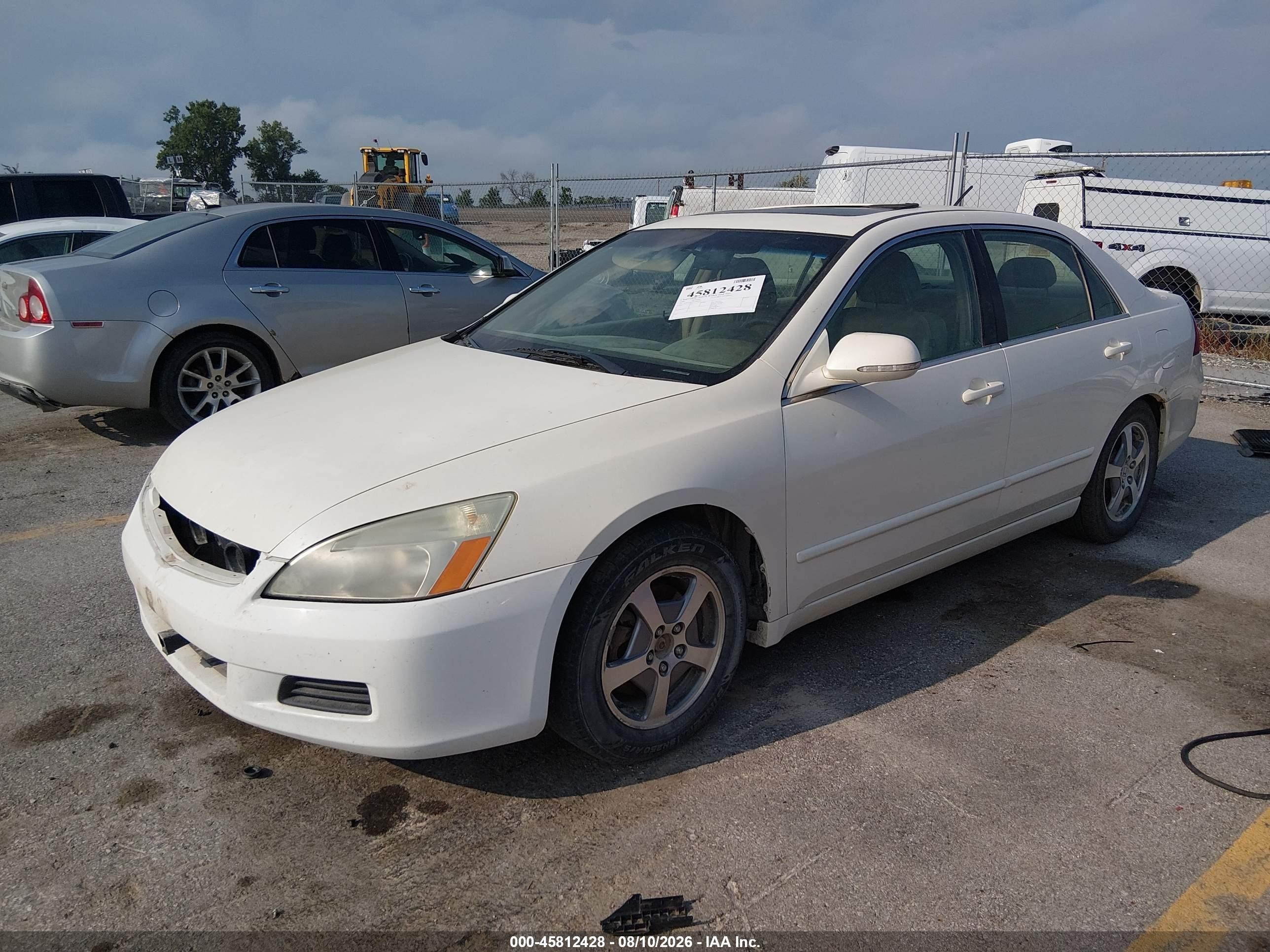 2006 Honda Accord Hybrid   White vin: JHMCN36486C000148