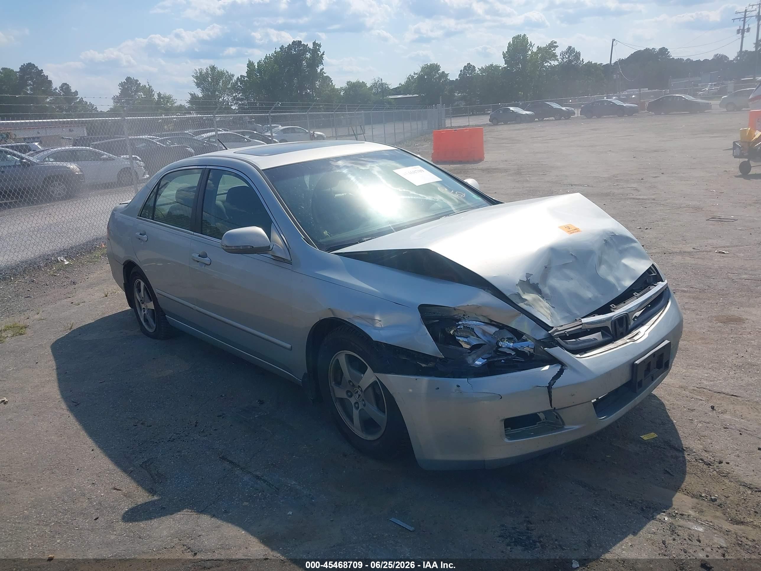 2006 Honda Accord Hybrid Silver vin: JHMCN364X6C000443