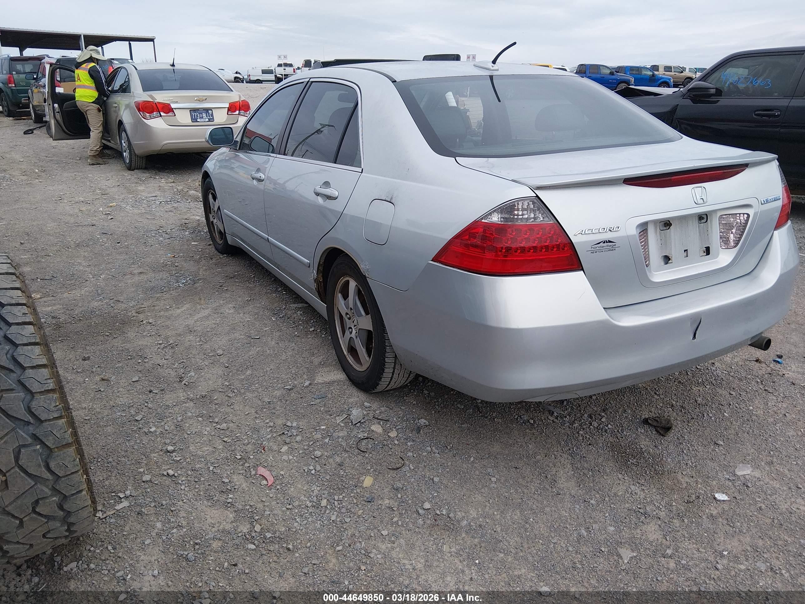 2007 Honda Accord Hybrid   Gray vin: JHMCN36527C003184