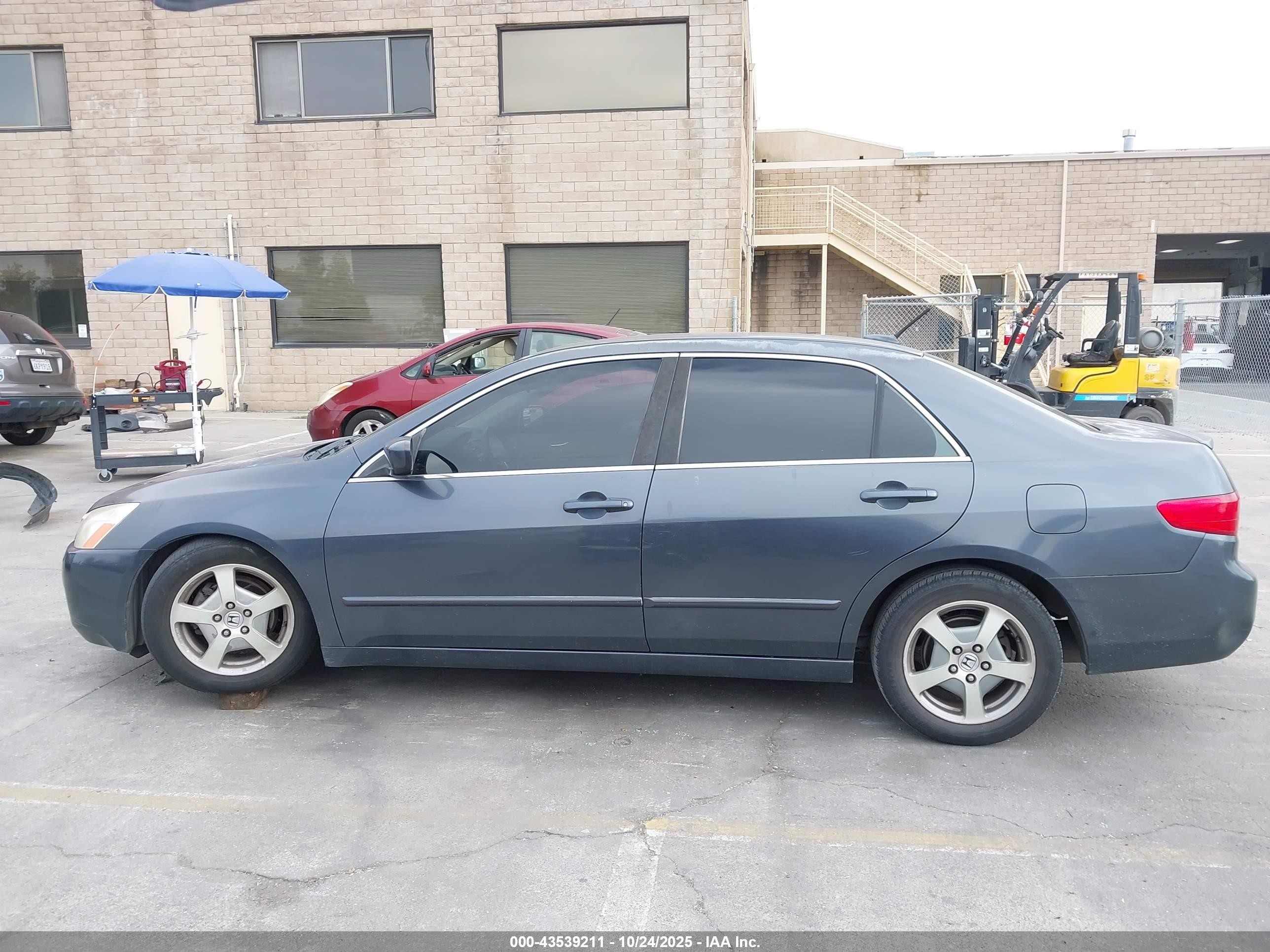 2005 Honda Accord Hybrid Ima Light Blue vin: JHMCN36535C014062
