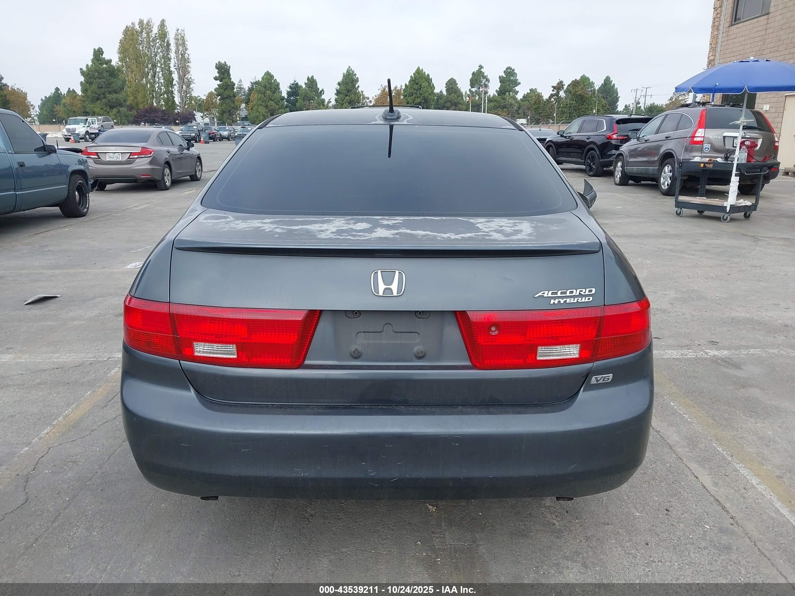 2005 Honda Accord Hybrid Ima Light Blue vin: JHMCN36535C014062