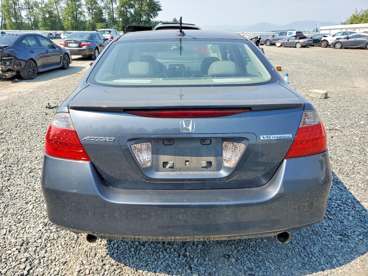 2007 Honda Accord Hybrid Gray vin: JHMCN36557C000280