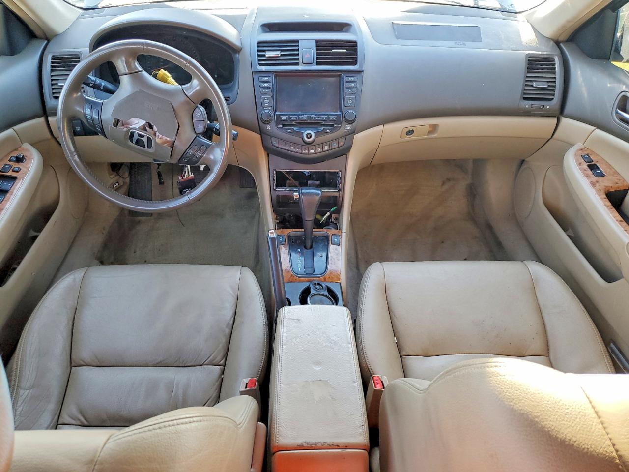 2005 Honda Accord Hybrid Gold vin: JHMCN365X5C019260