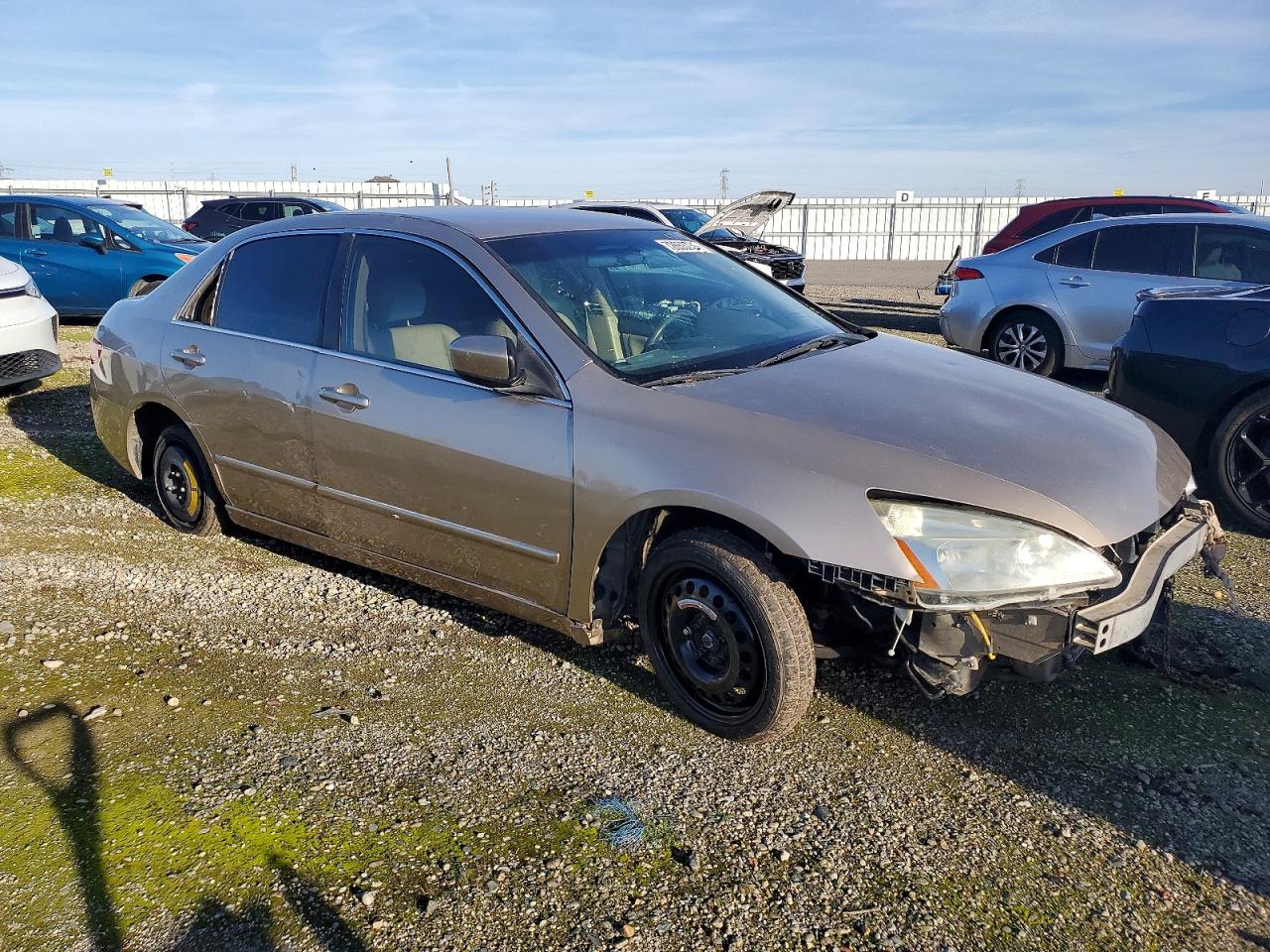 2005 Honda Accord Hybrid Gold vin: JHMCN365X5C019260