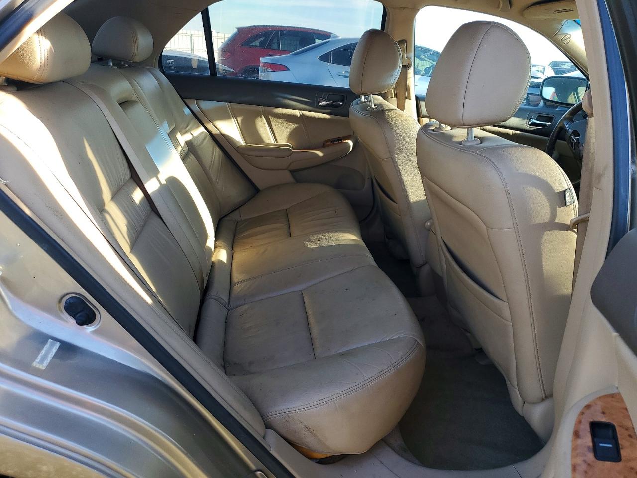 2005 Honda Accord Hybrid Gold vin: JHMCN365X5C019260