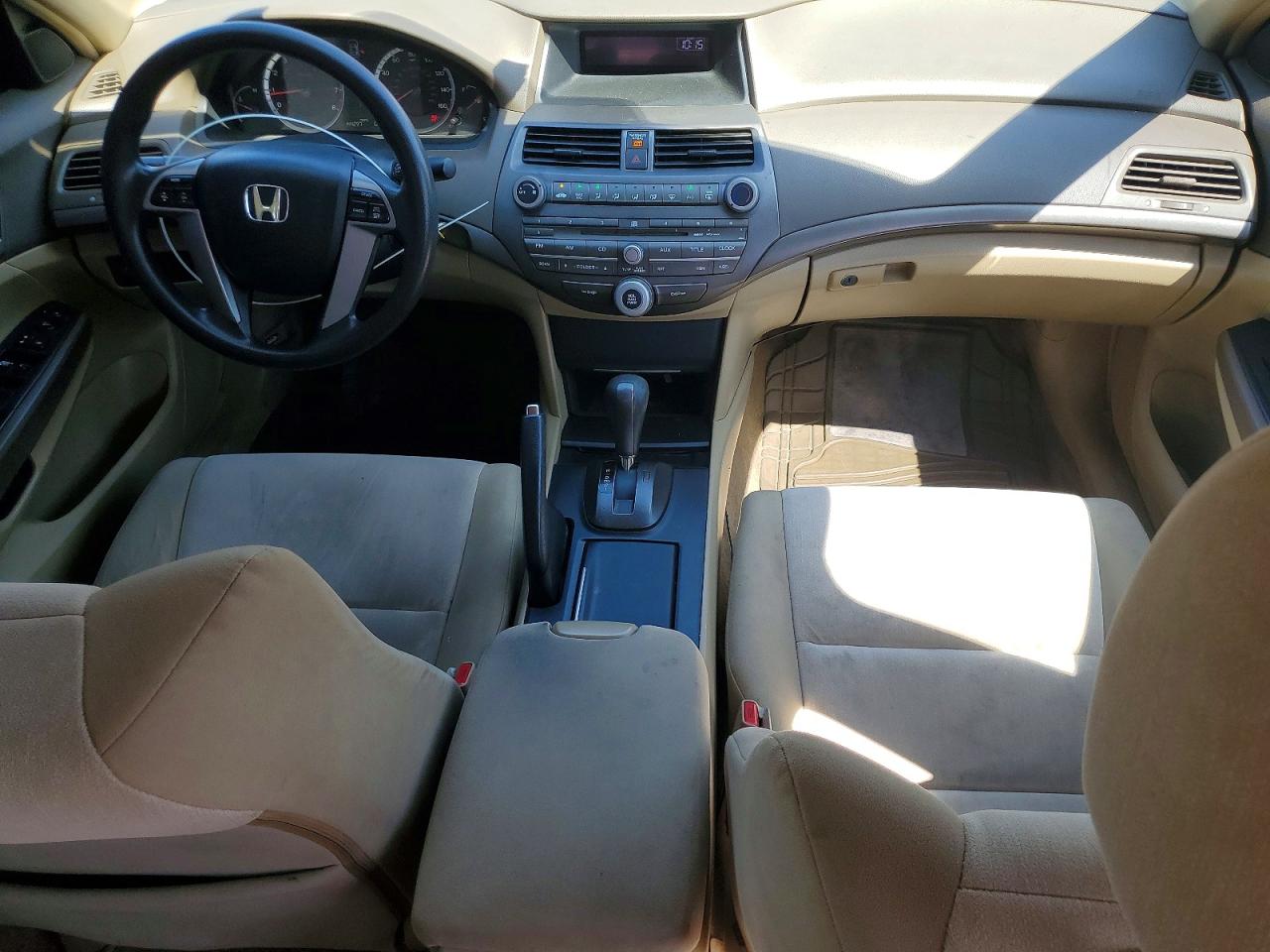 2008 Honda Accord Lx Burgundy vin: JHMCP26308C028797