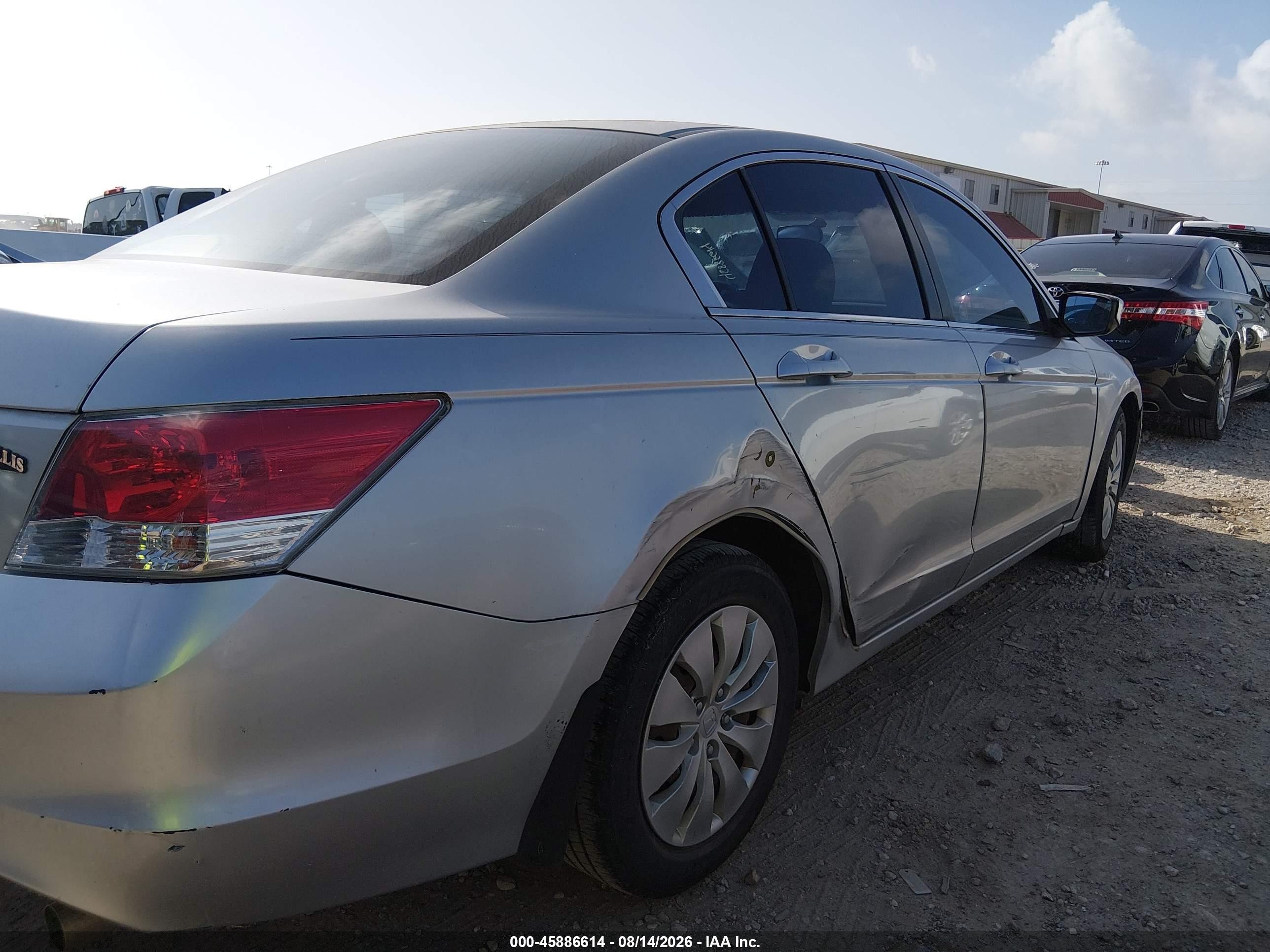 2008 Honda Accord 2.4 Lx Silver vin: JHMCP26308C041310