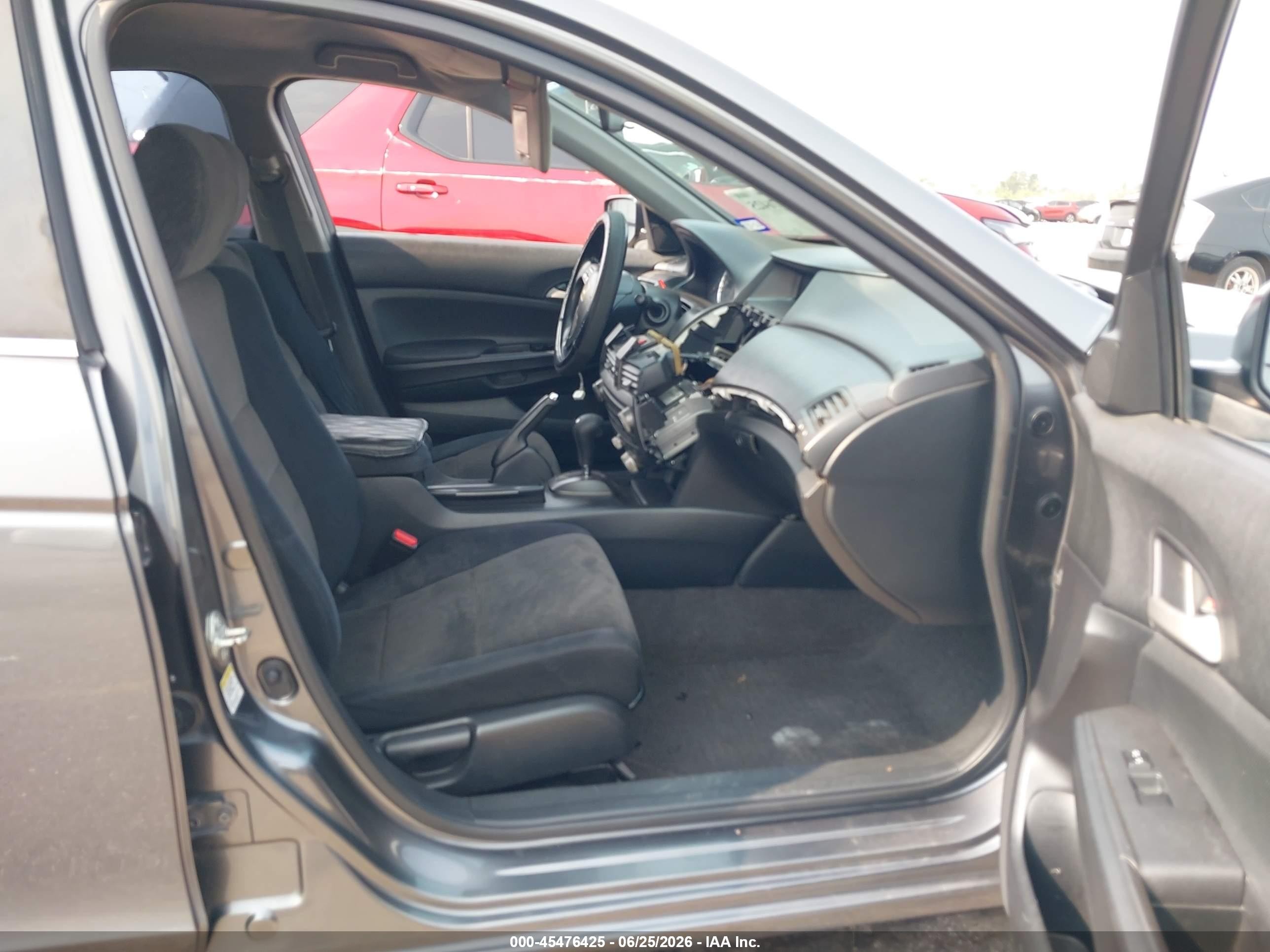 2009 Honda Accord 2.4 Lx Серый vin: JHMCP26309C011094