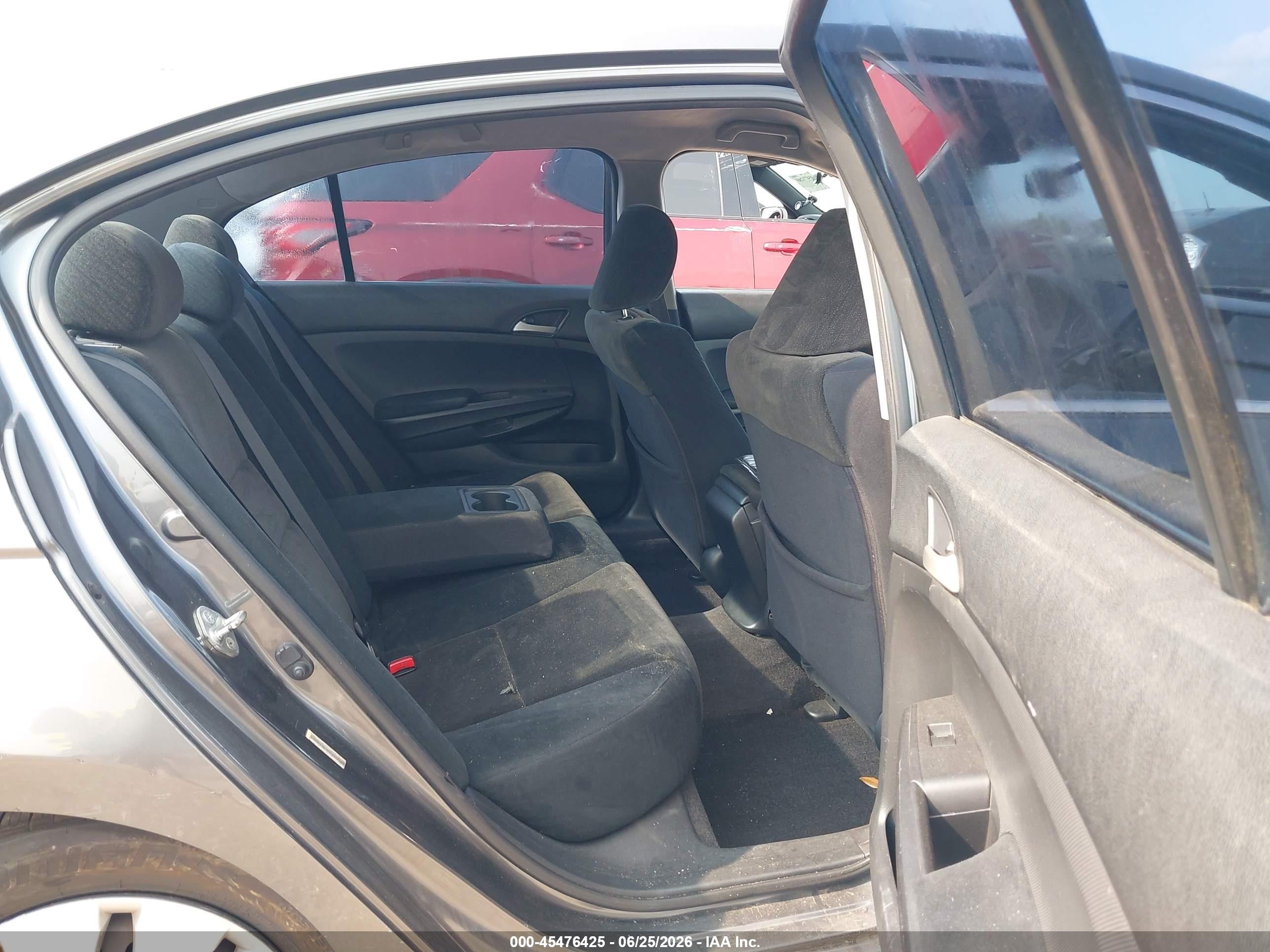 2009 Honda Accord 2.4 Lx Серый vin: JHMCP26309C011094
