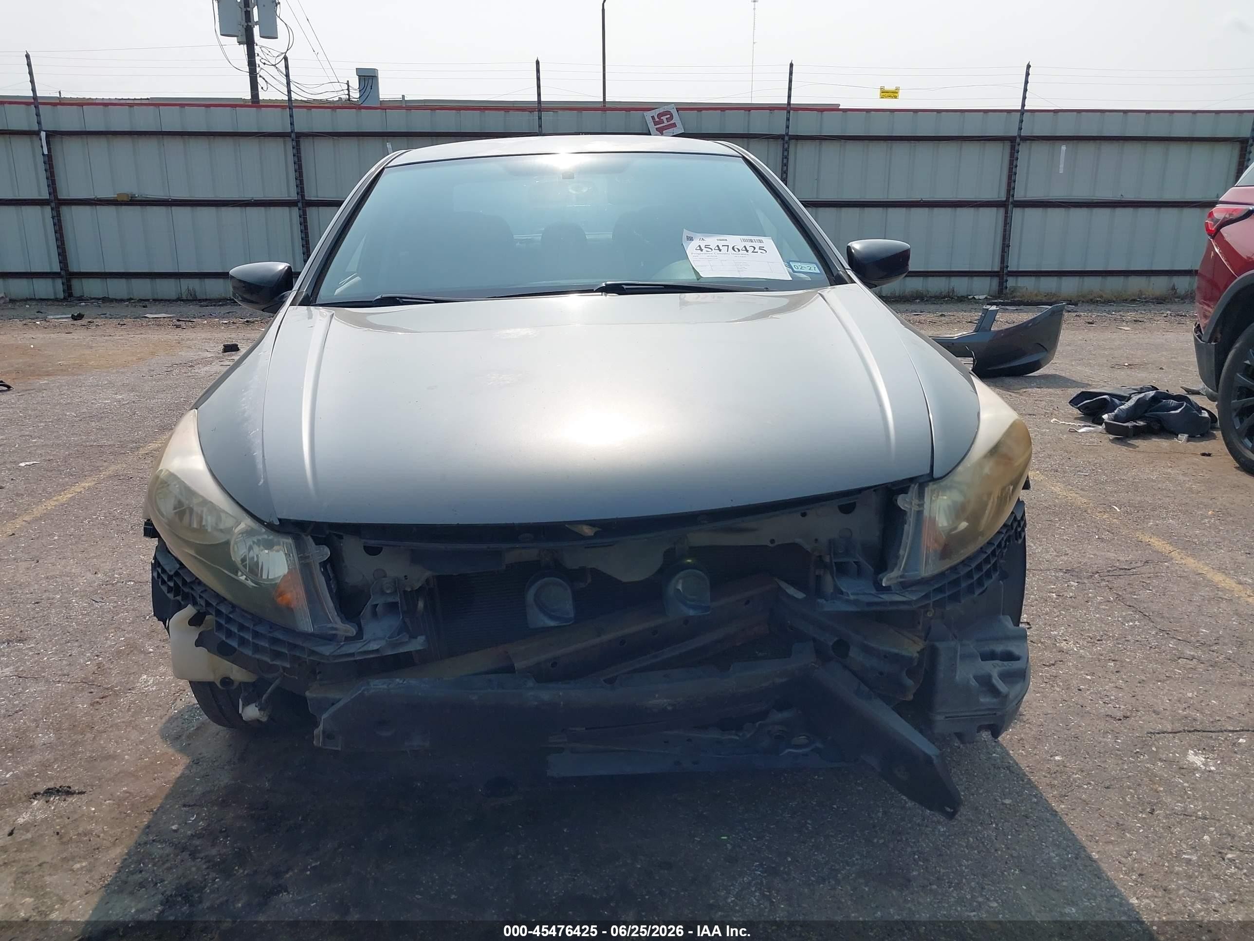 2009 Honda Accord 2.4 Lx Серый vin: JHMCP26309C011094
