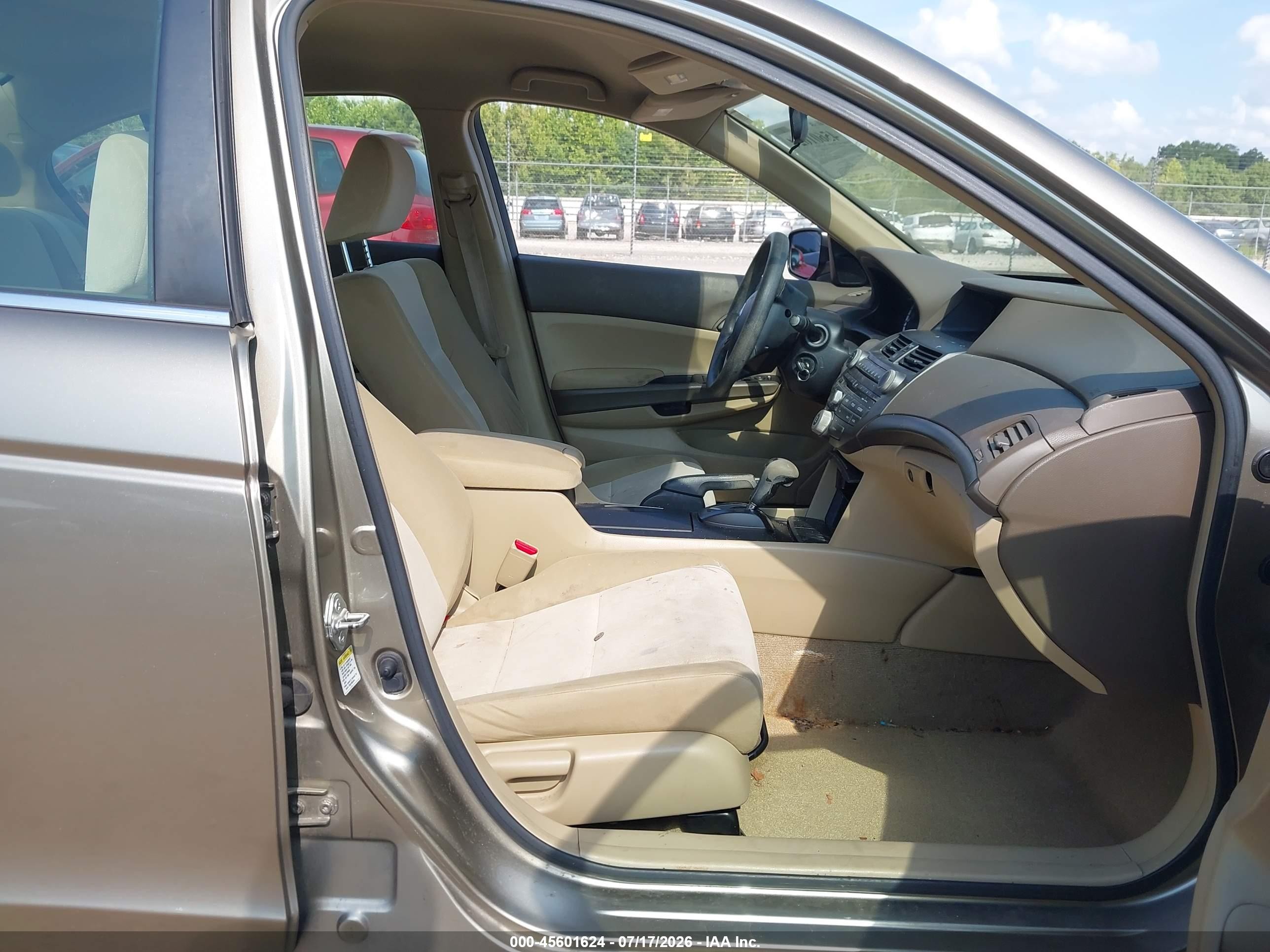 2008 Honda Accord 2.4 Lx Tan vin: JHMCP26328C063437