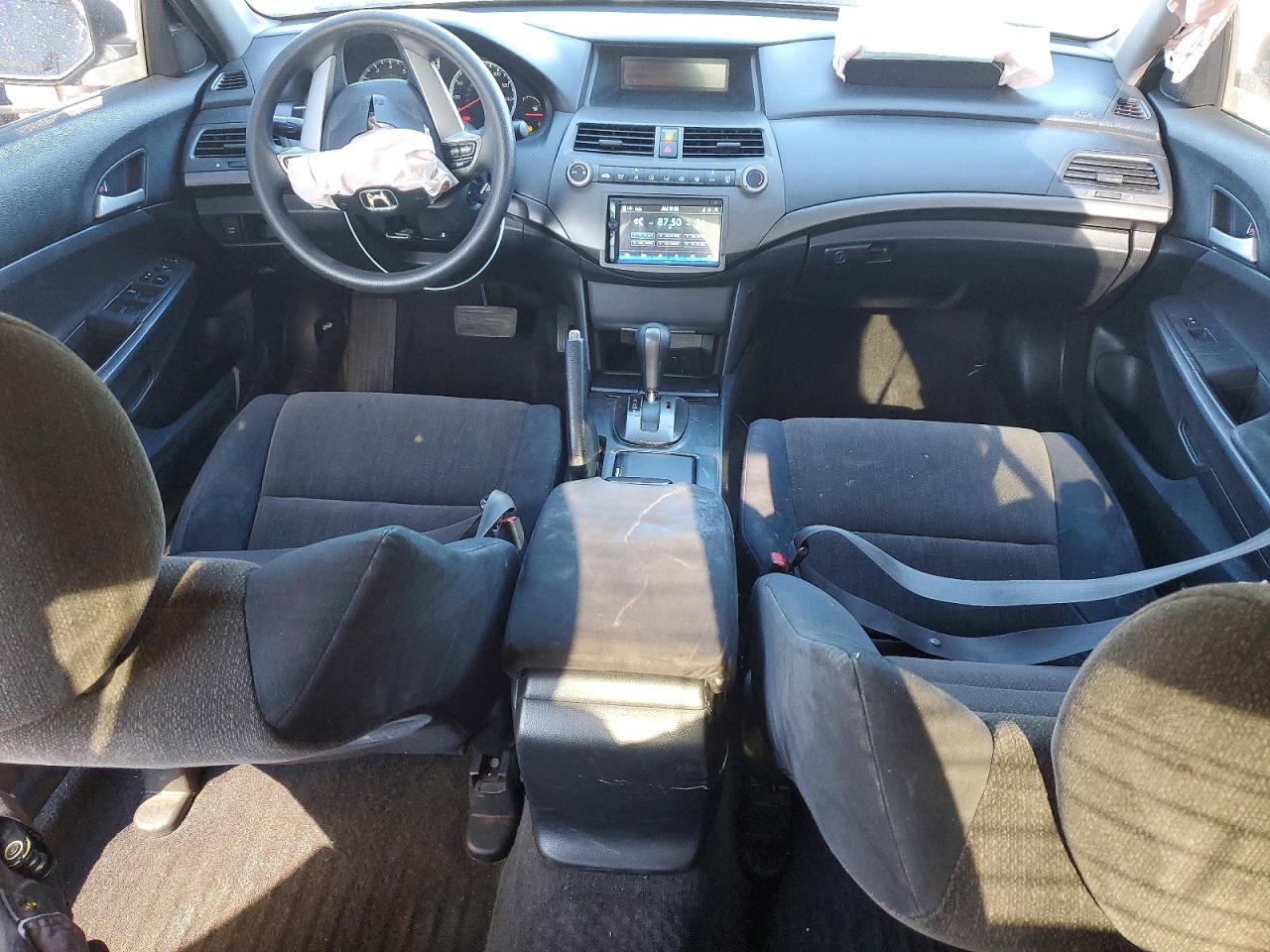 2008 Honda Accord Lx Silver vin: JHMCP26338C018622