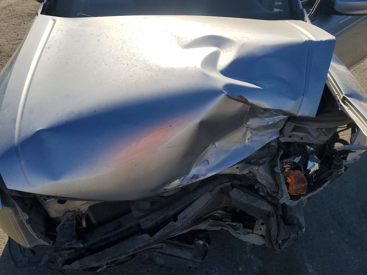 2008 Honda Accord Lx Silver vin: JHMCP26338C018622