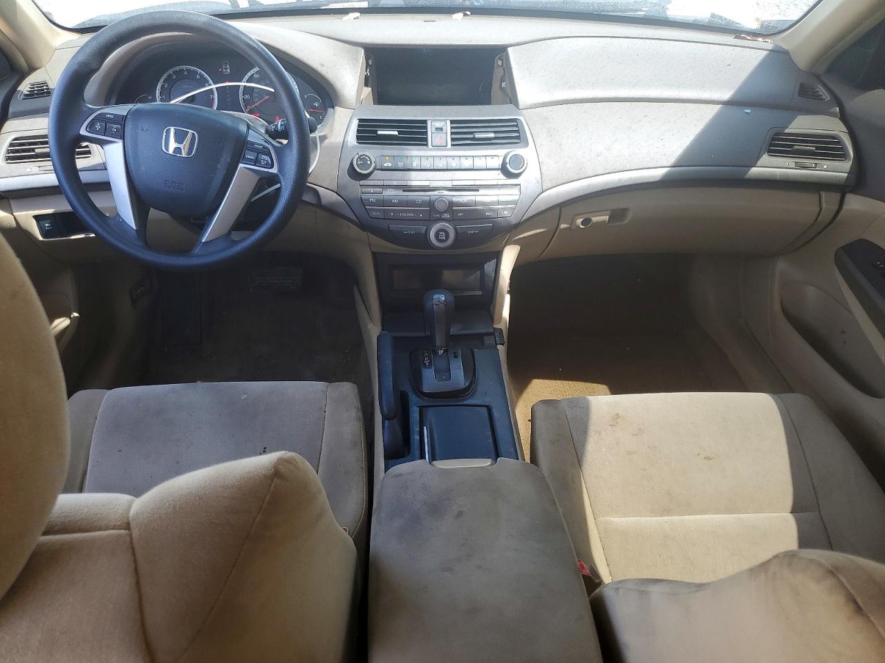 2008 Honda Accord Lx White vin: JHMCP26338C043584