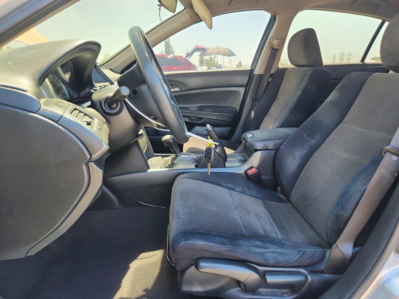 2008 Honda Accord Lx Серебряный vin: JHMCP26338C071093