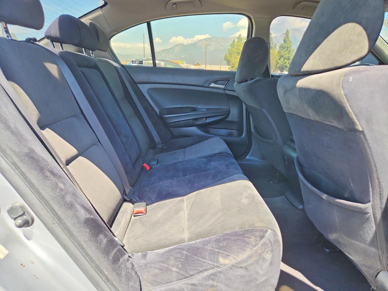 2008 Honda Accord Lx Серебряный vin: JHMCP26338C071093