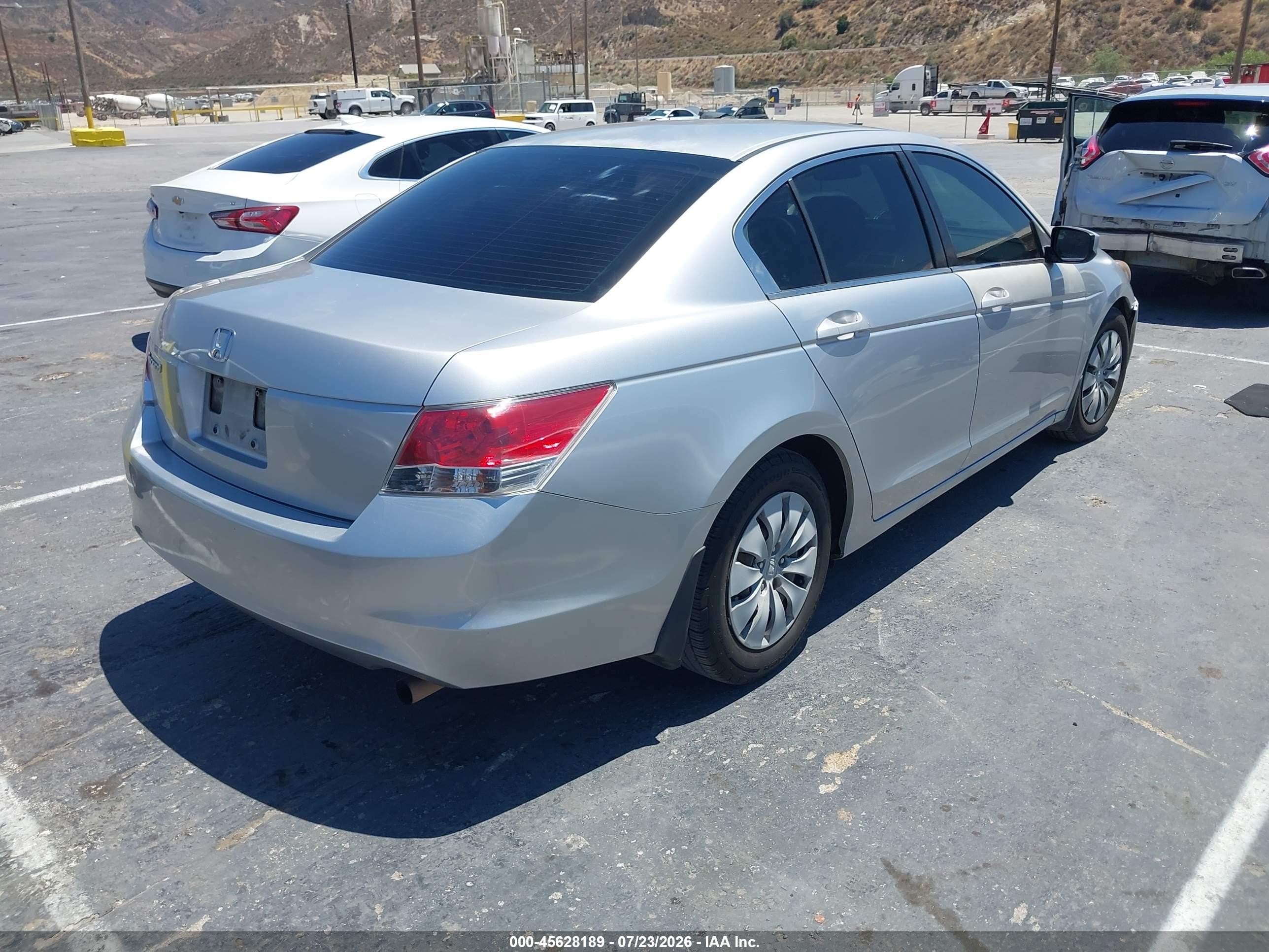 2009 Honda Accord 2.4 Lx Silver vin: JHMCP26339C005497